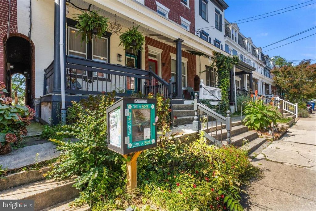 Photo of 540 N Plum Street, LANCASTER, PA 17602 (MLS # PALA2077208)