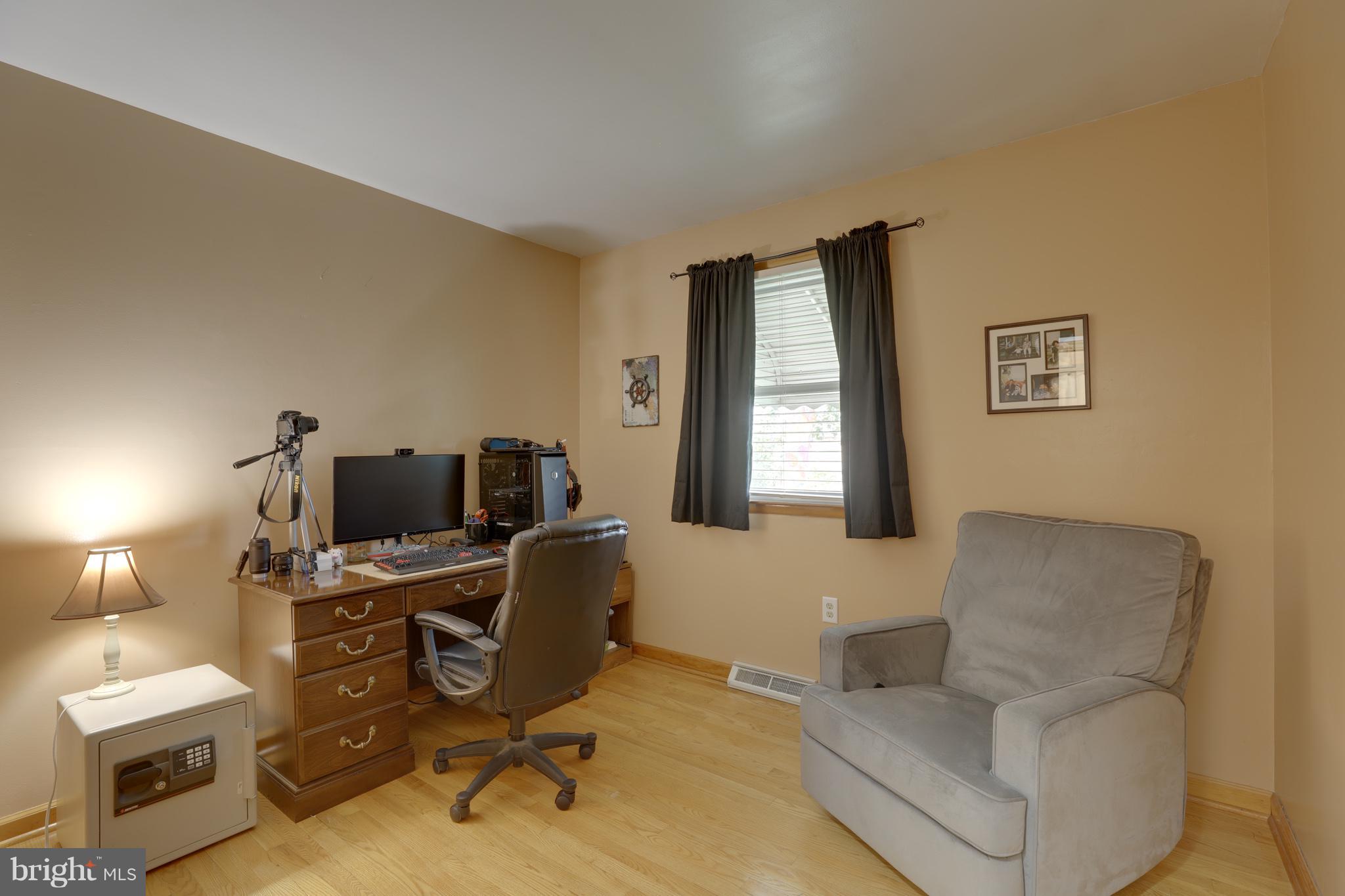 GLEN BURNIE HEIGHTS - Residential