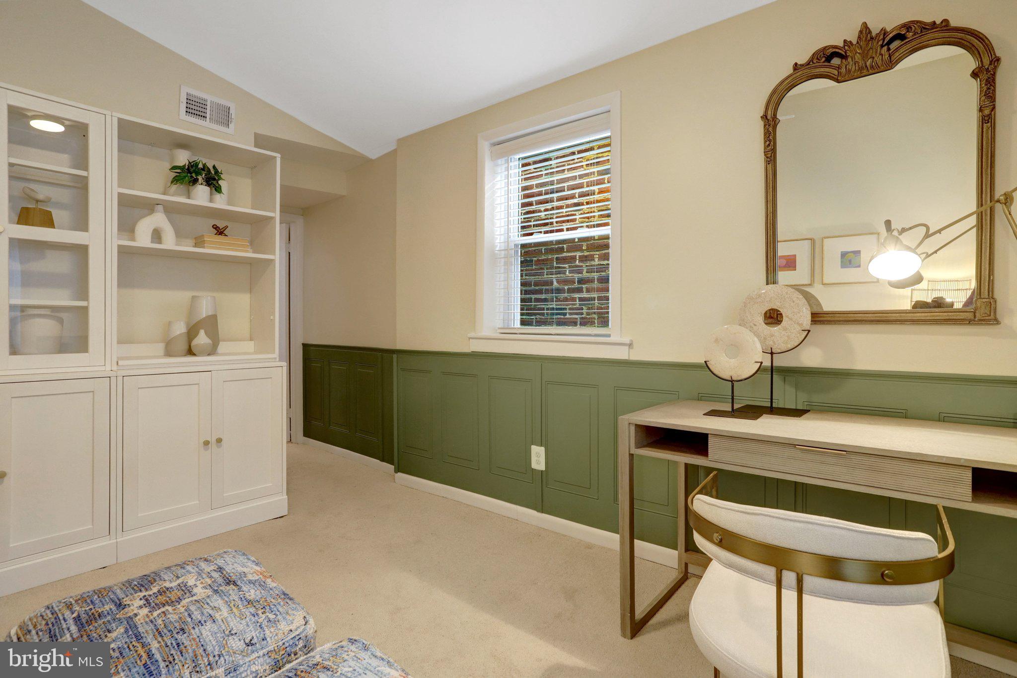 OLD TOWN/PARKER GRAY - Residential