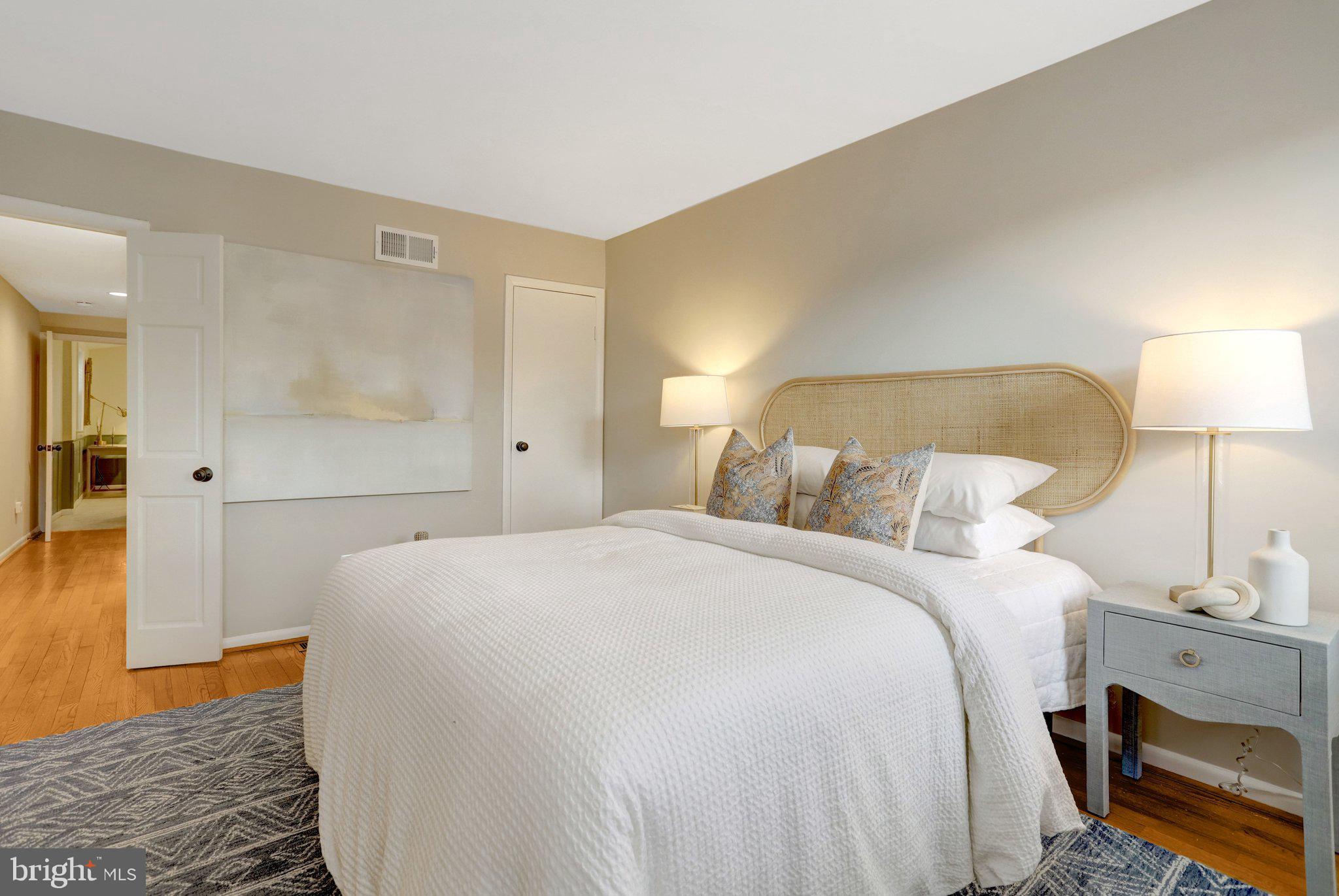 OLD TOWN/PARKER GRAY - Residential