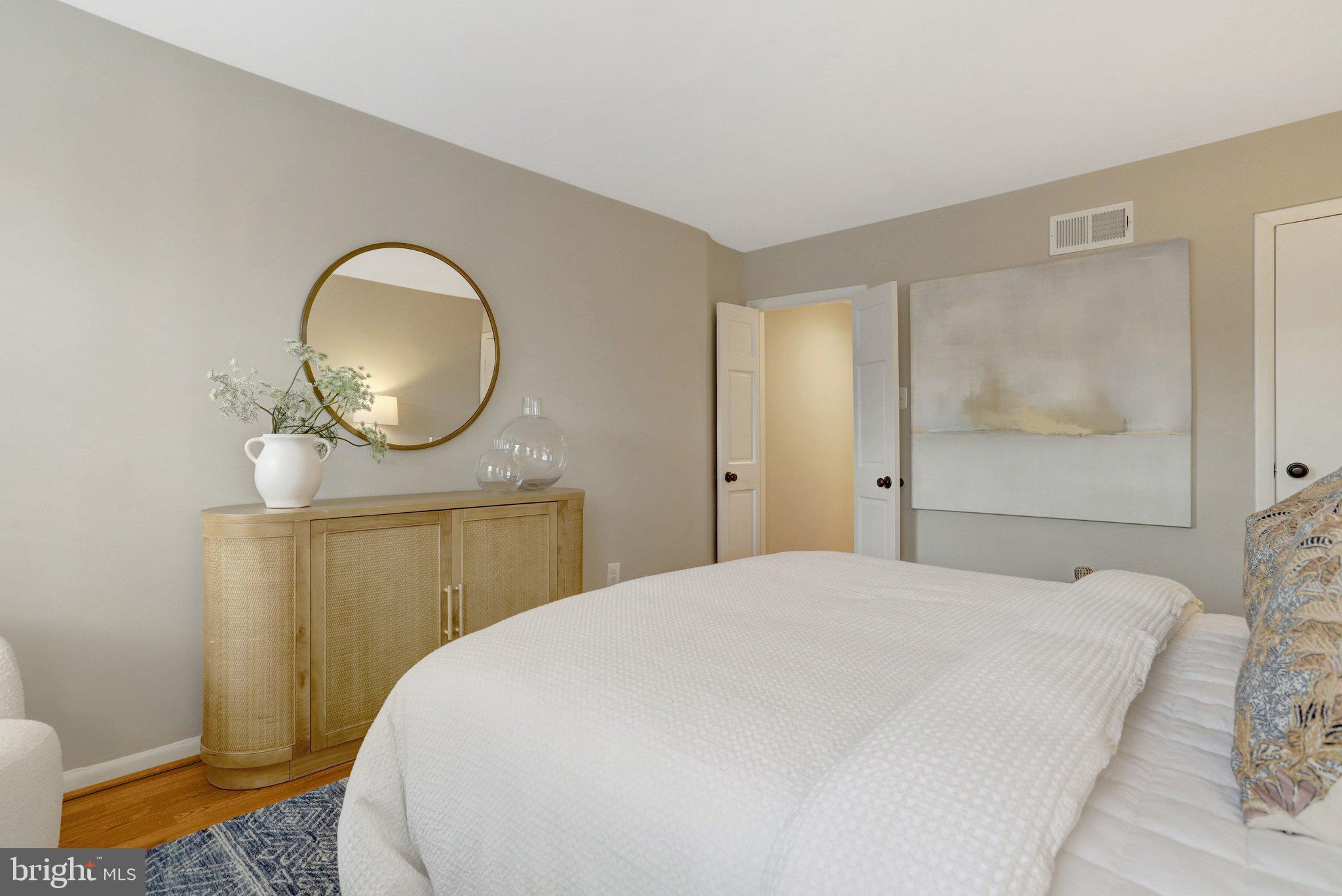 OLD TOWN/PARKER GRAY - Residential