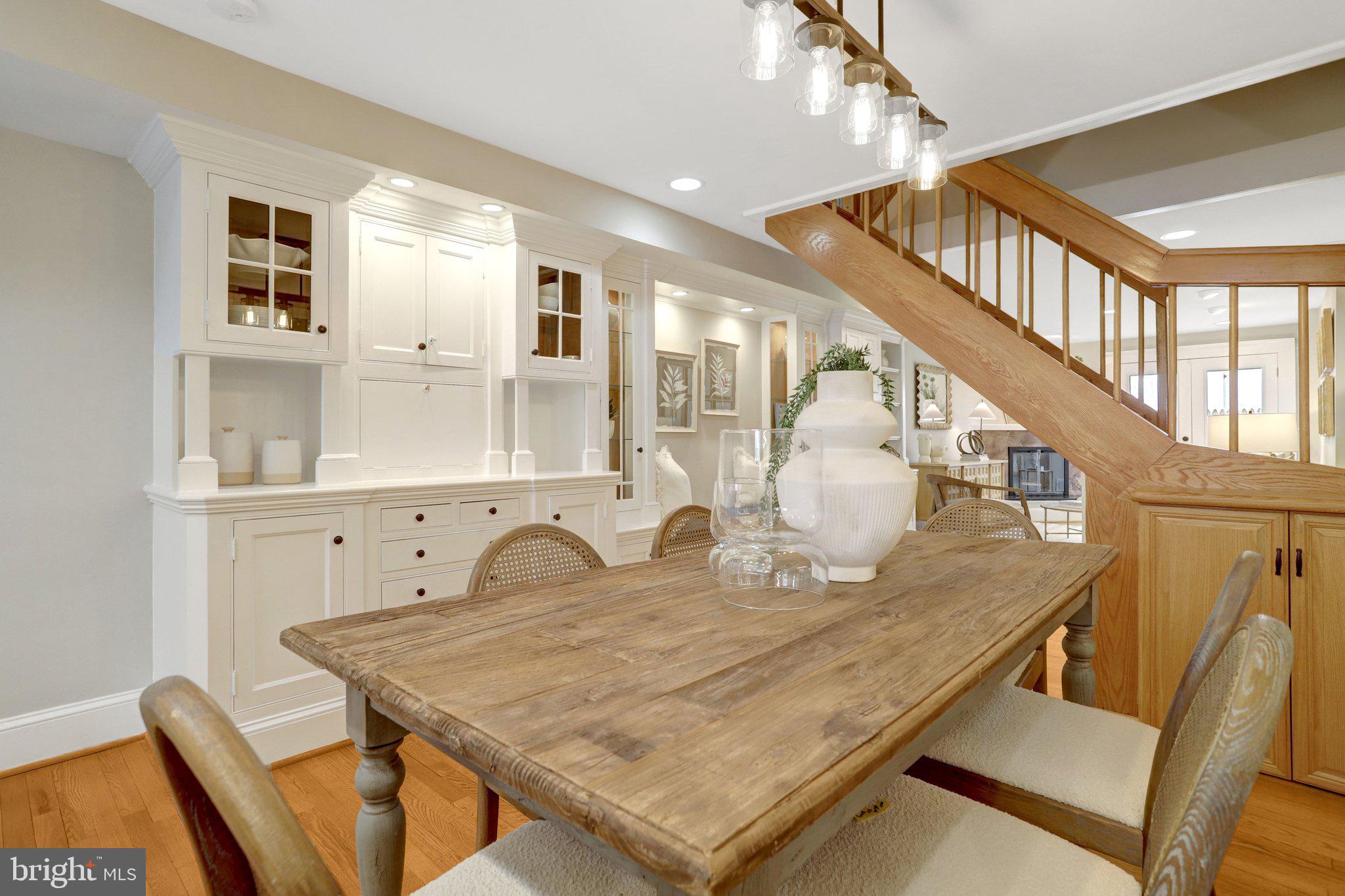 OLD TOWN/PARKER GRAY - Residential