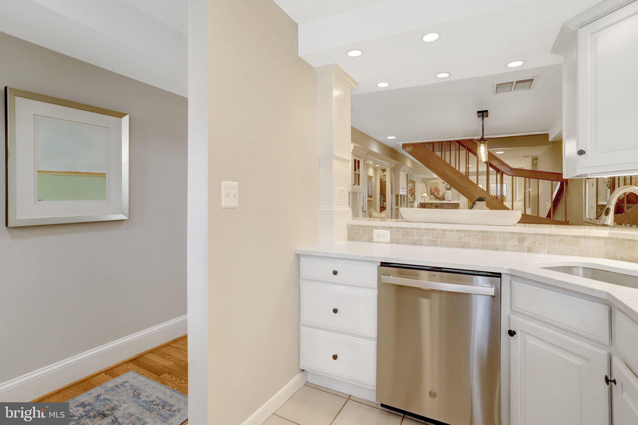 OLD TOWN/PARKER GRAY - Residential