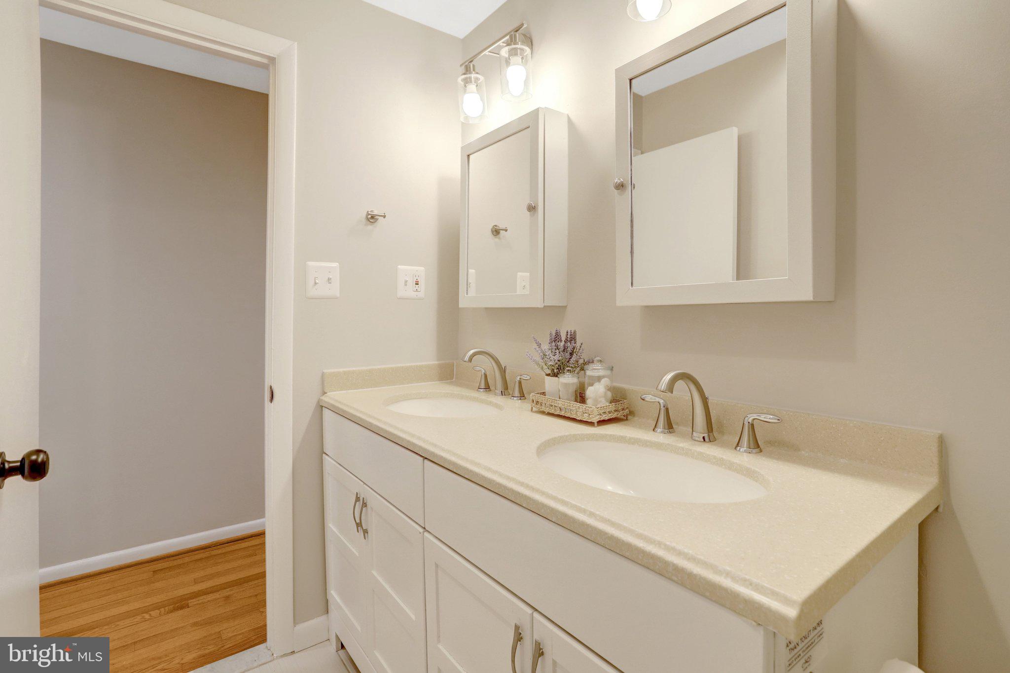 OLD TOWN/PARKER GRAY - Residential