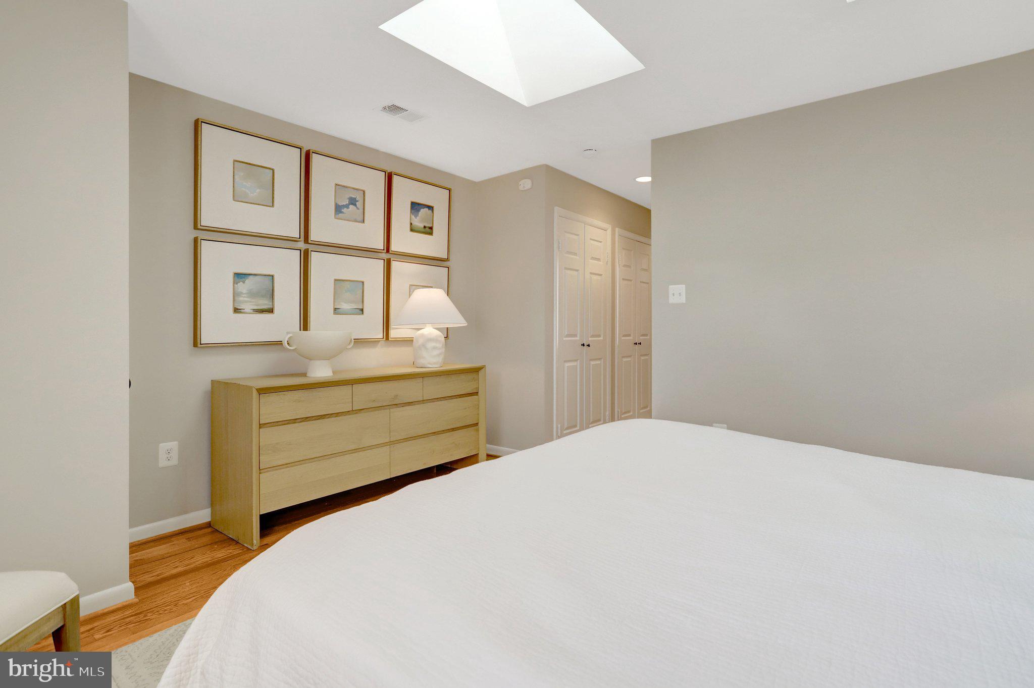 OLD TOWN/PARKER GRAY - Residential