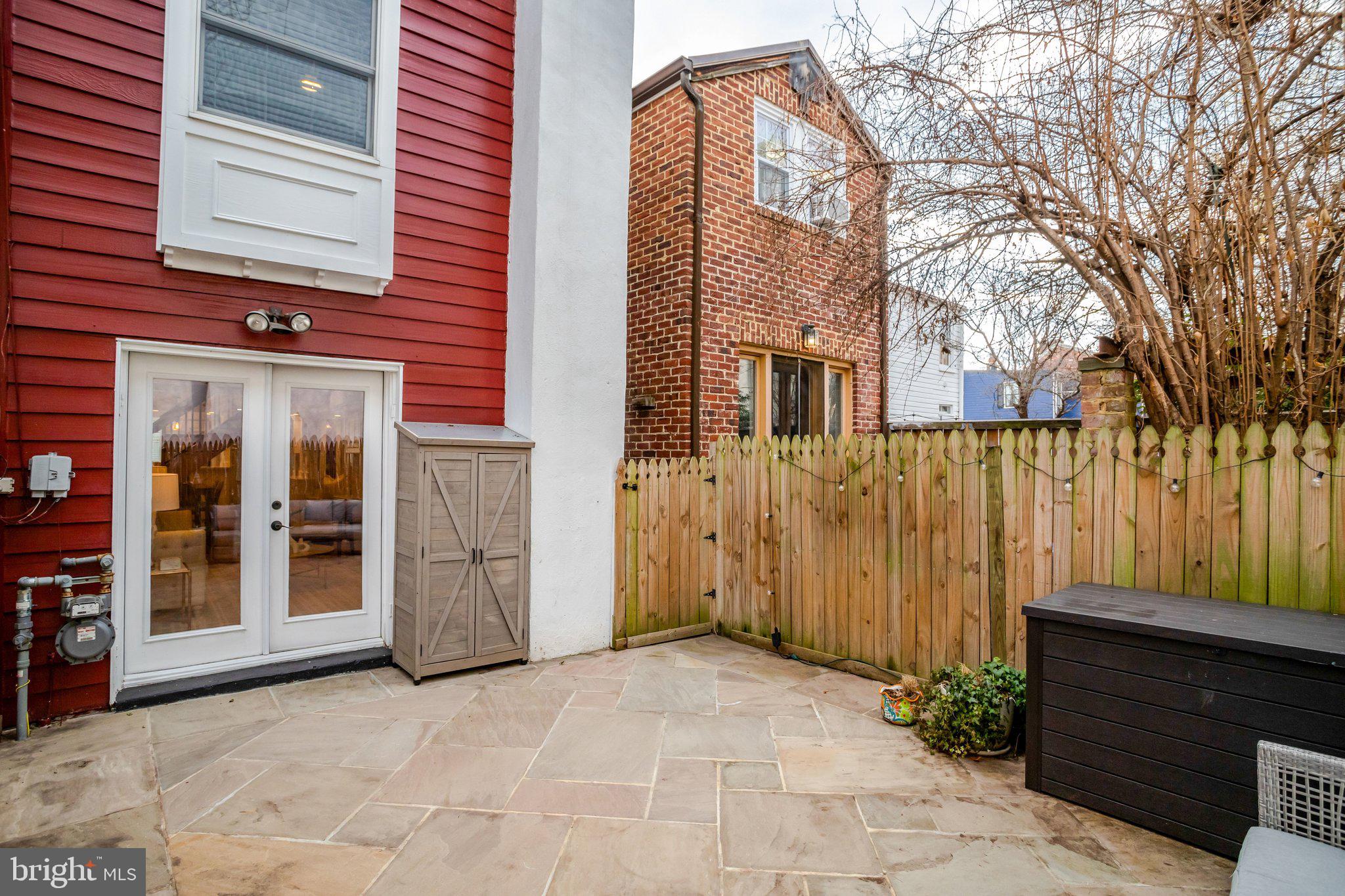 OLD TOWN/PARKER GRAY - Residential