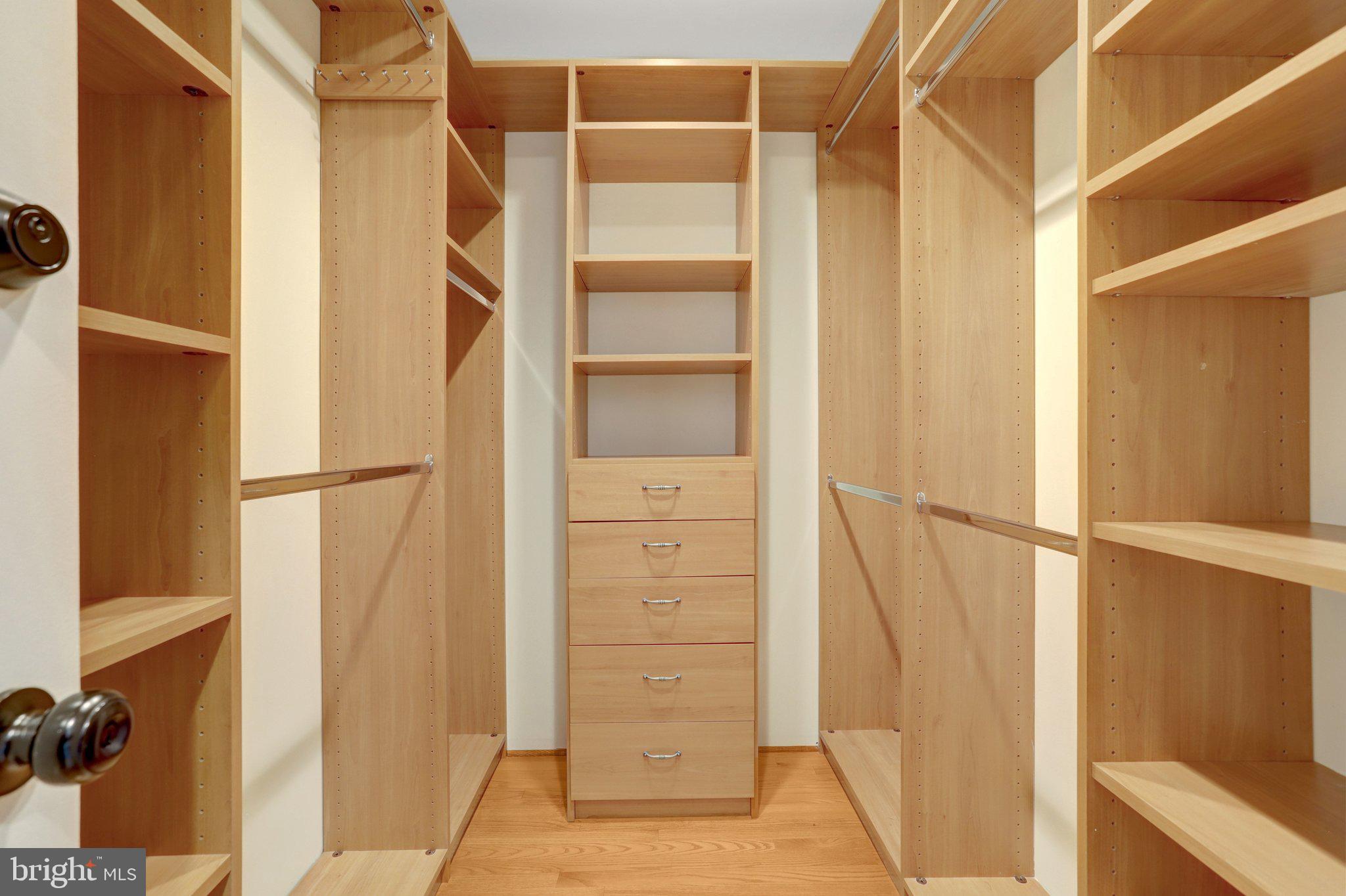 OLD TOWN/PARKER GRAY - Residential