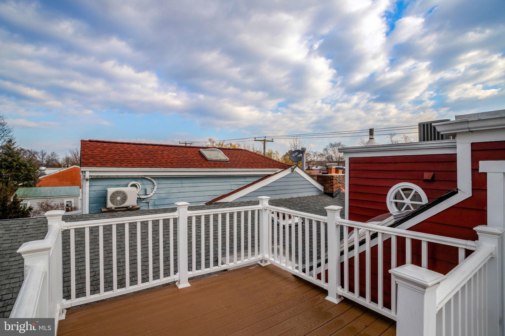 OLD TOWN/PARKER GRAY - Residential