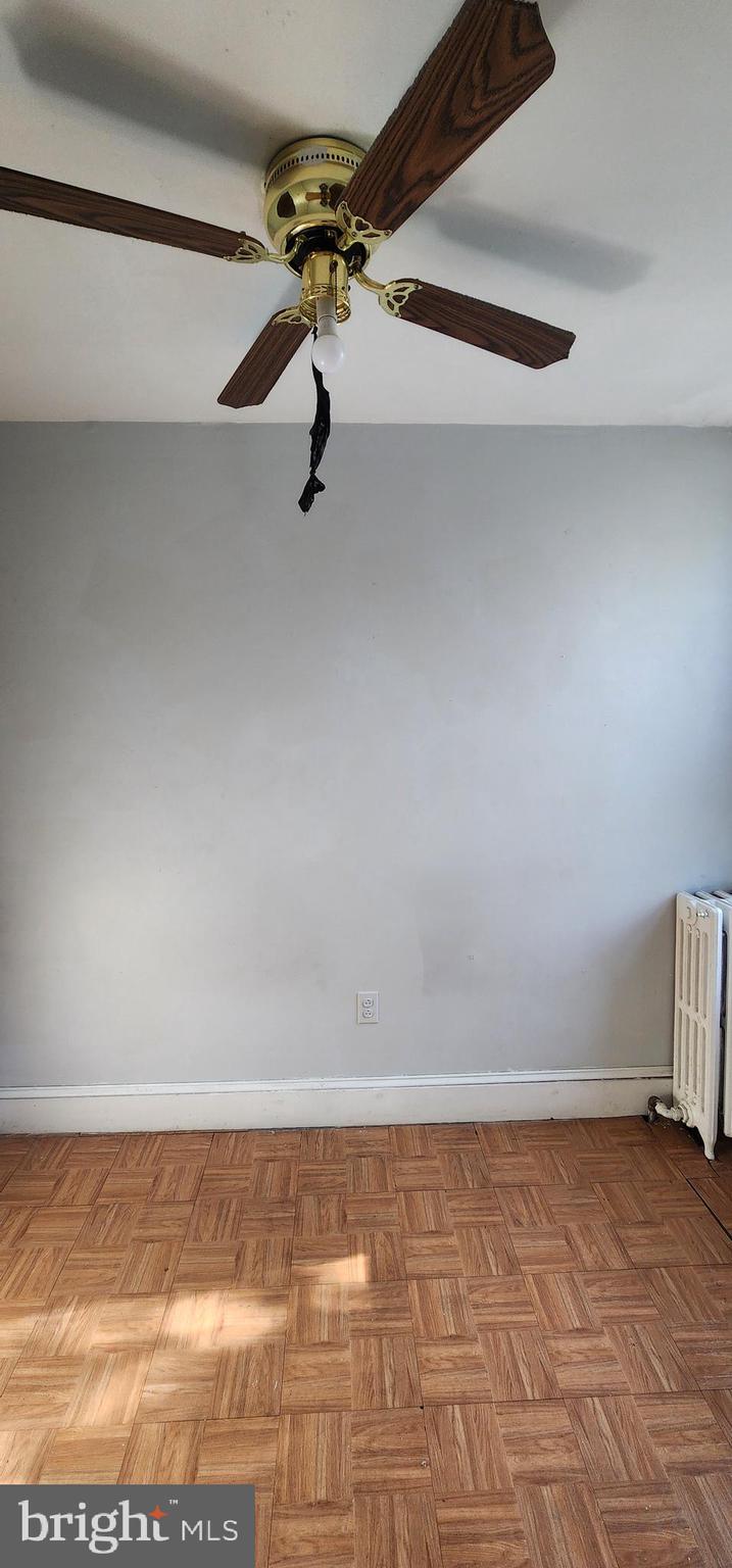 KENSINGTON - Residential