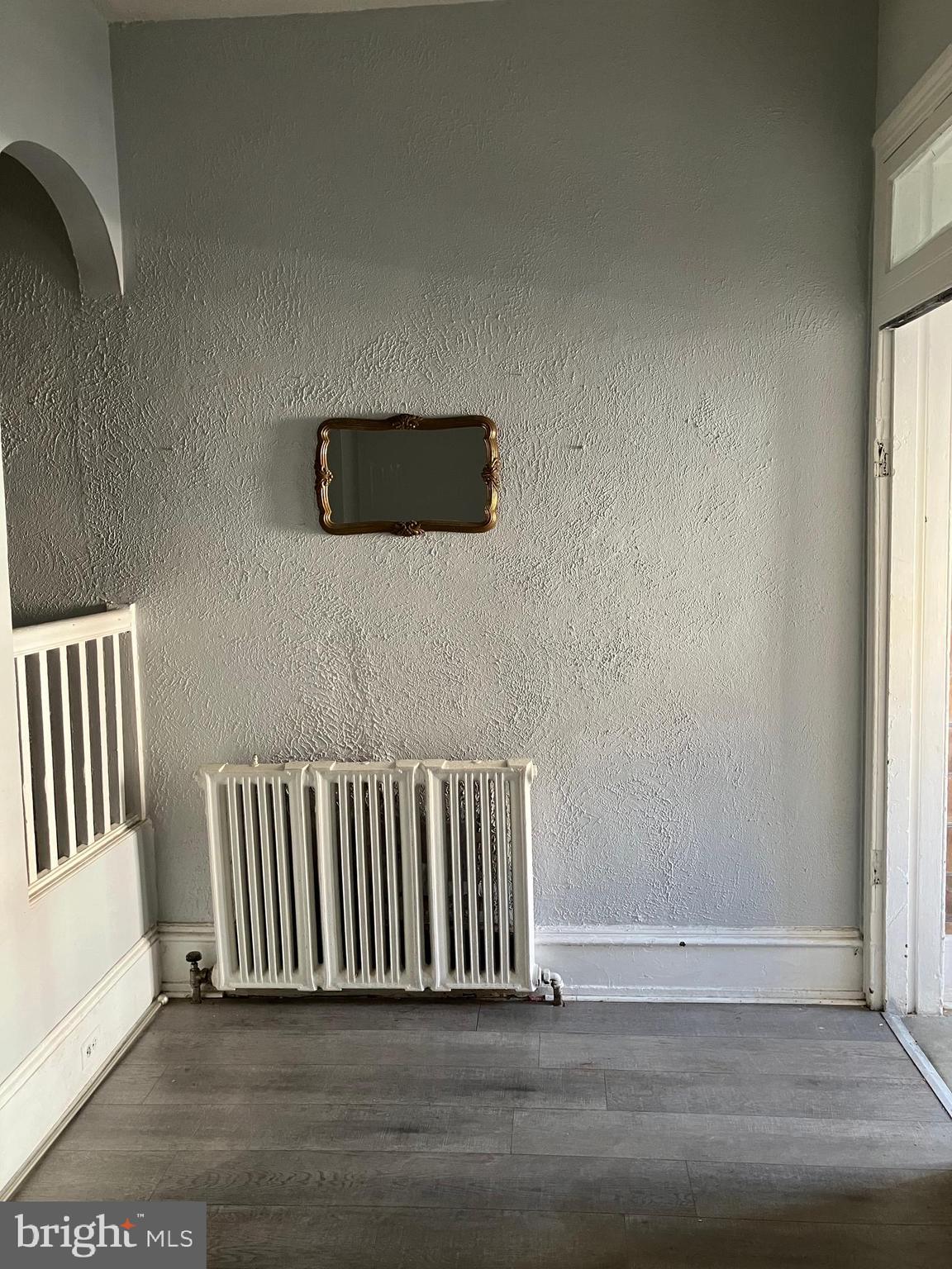 KENSINGTON - Residential