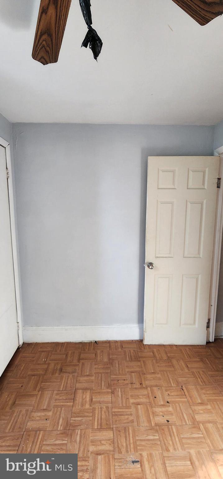 KENSINGTON - Residential