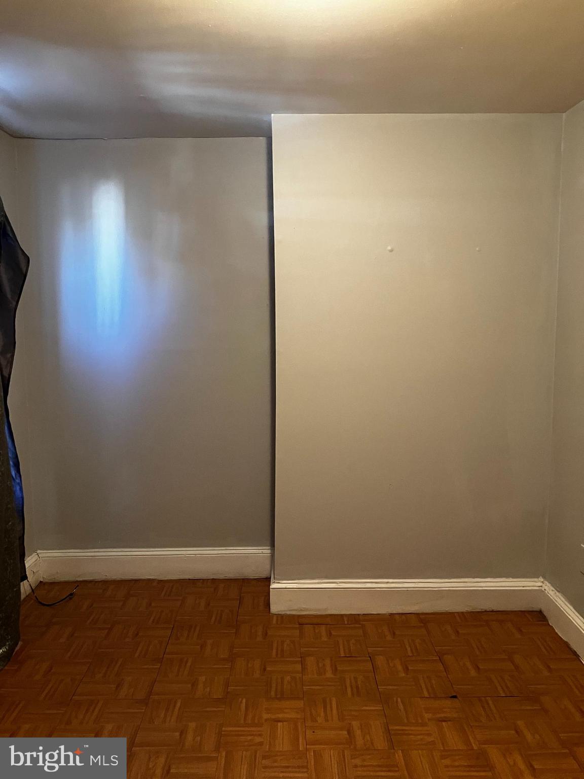 KENSINGTON - Residential