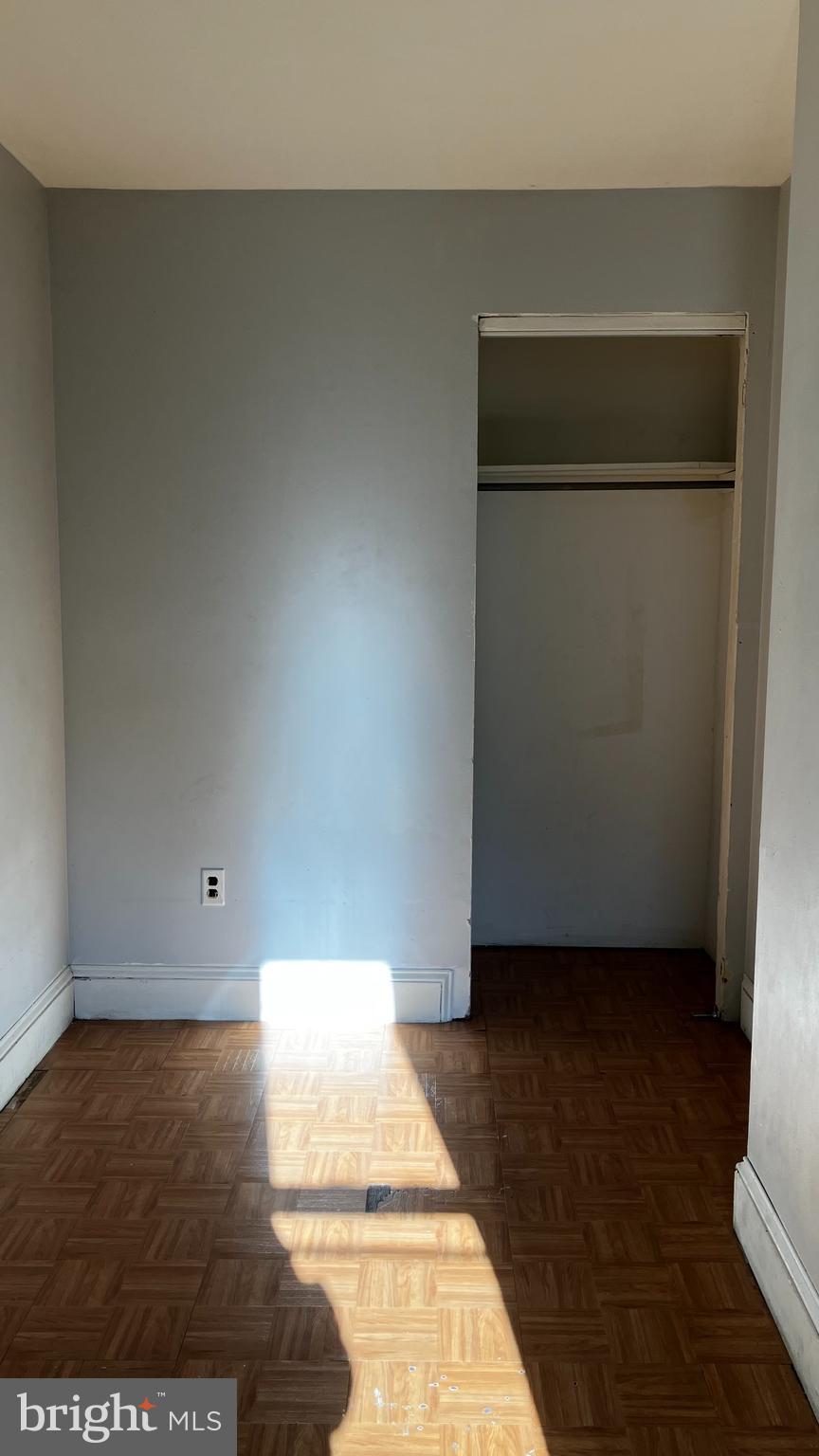 KENSINGTON - Residential