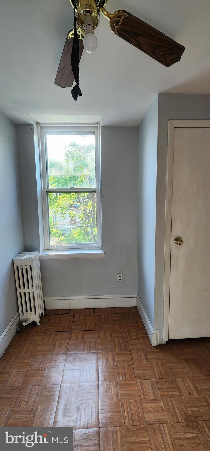 KENSINGTON - Residential