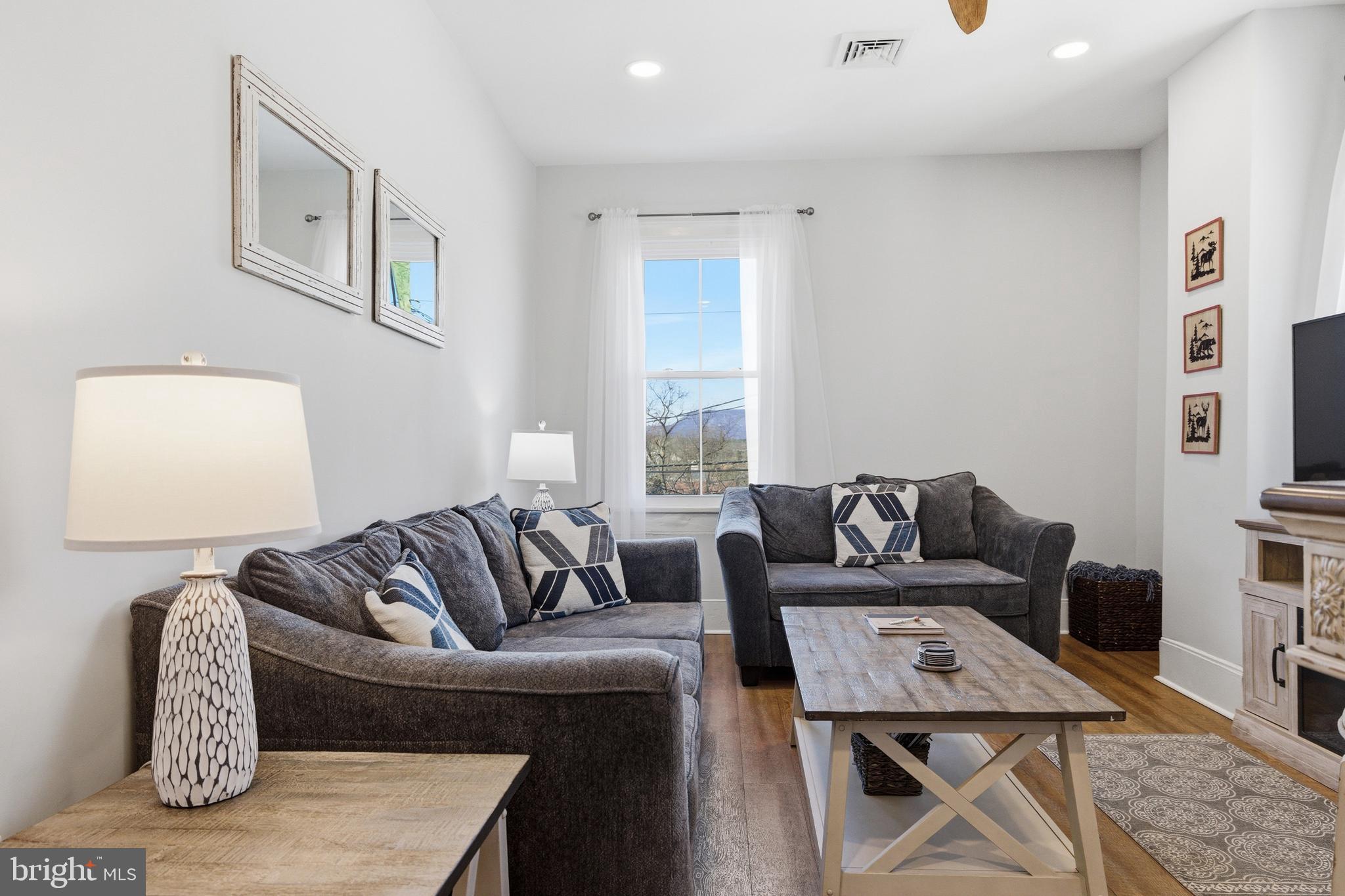 TOWN OF LURAY - Residential