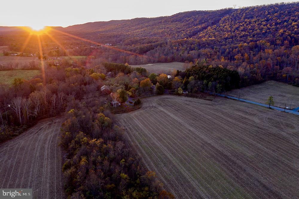 1231 CLARKS VALLEY ROAD