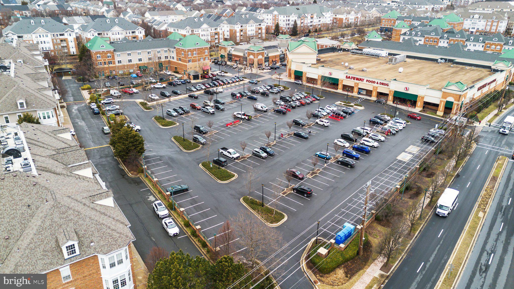 KING FARM BAILEYS COMMON - Residential