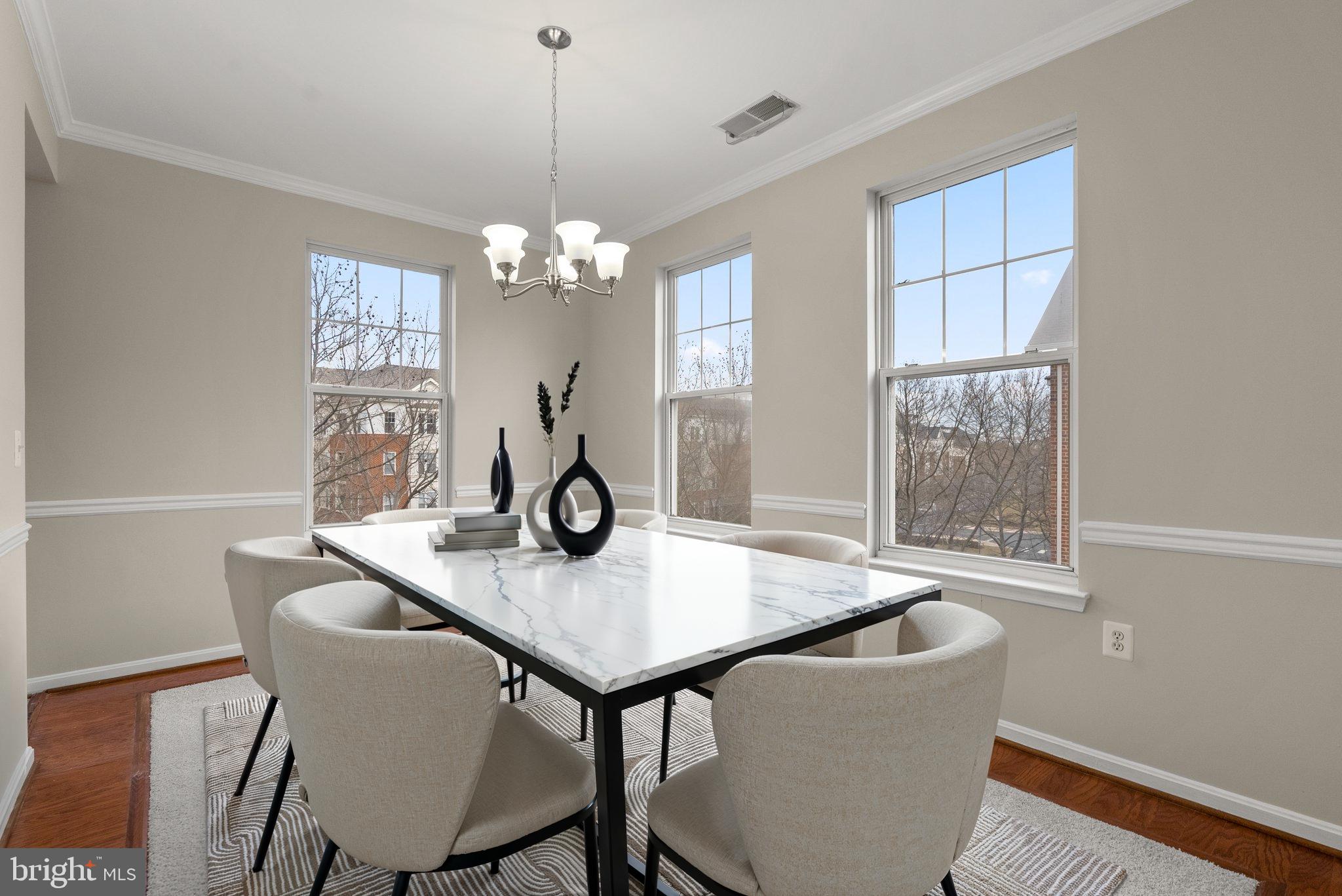 KING FARM BAILEYS COMMON - Residential