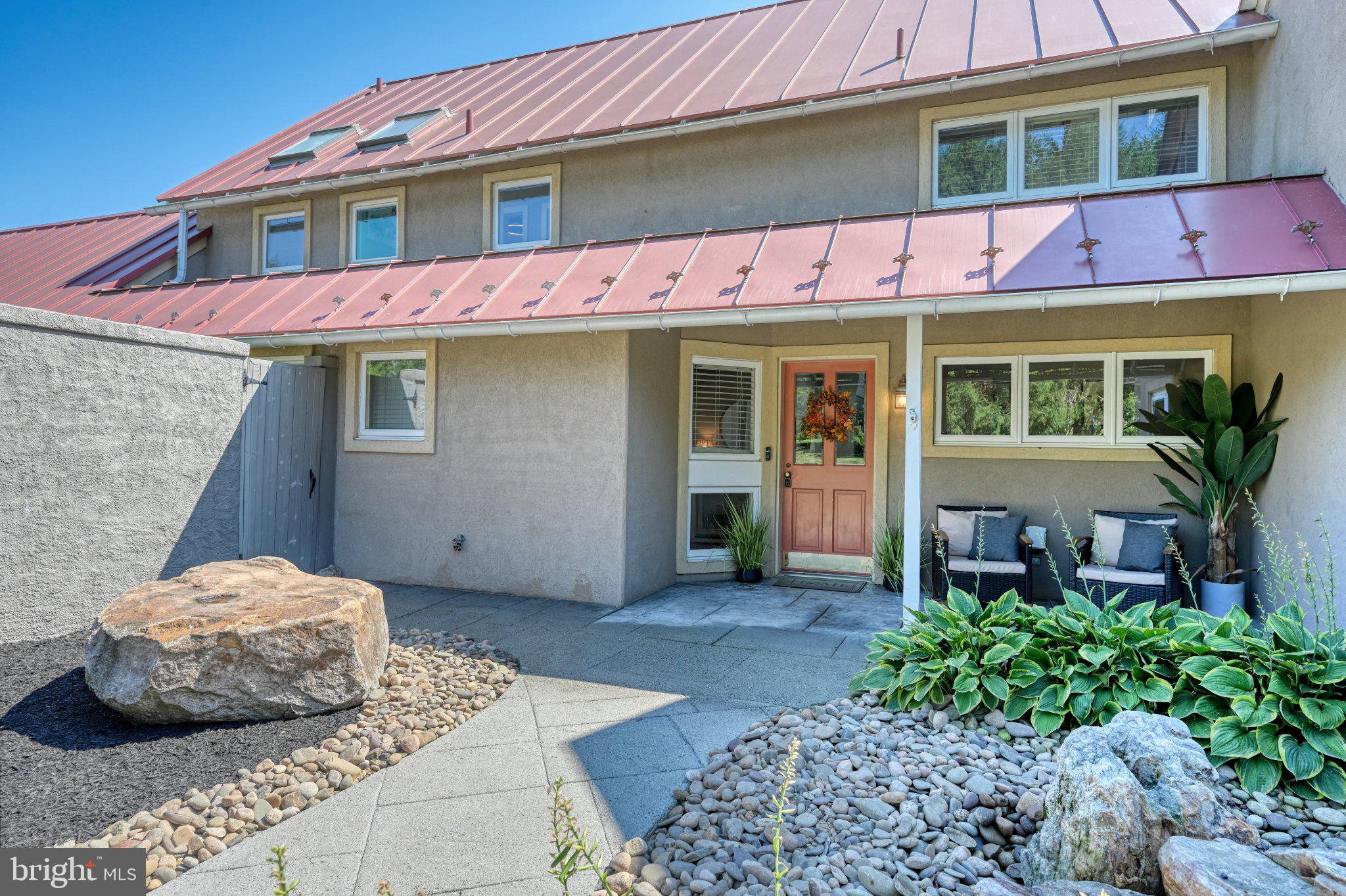 30 PADDOCK DRIVE