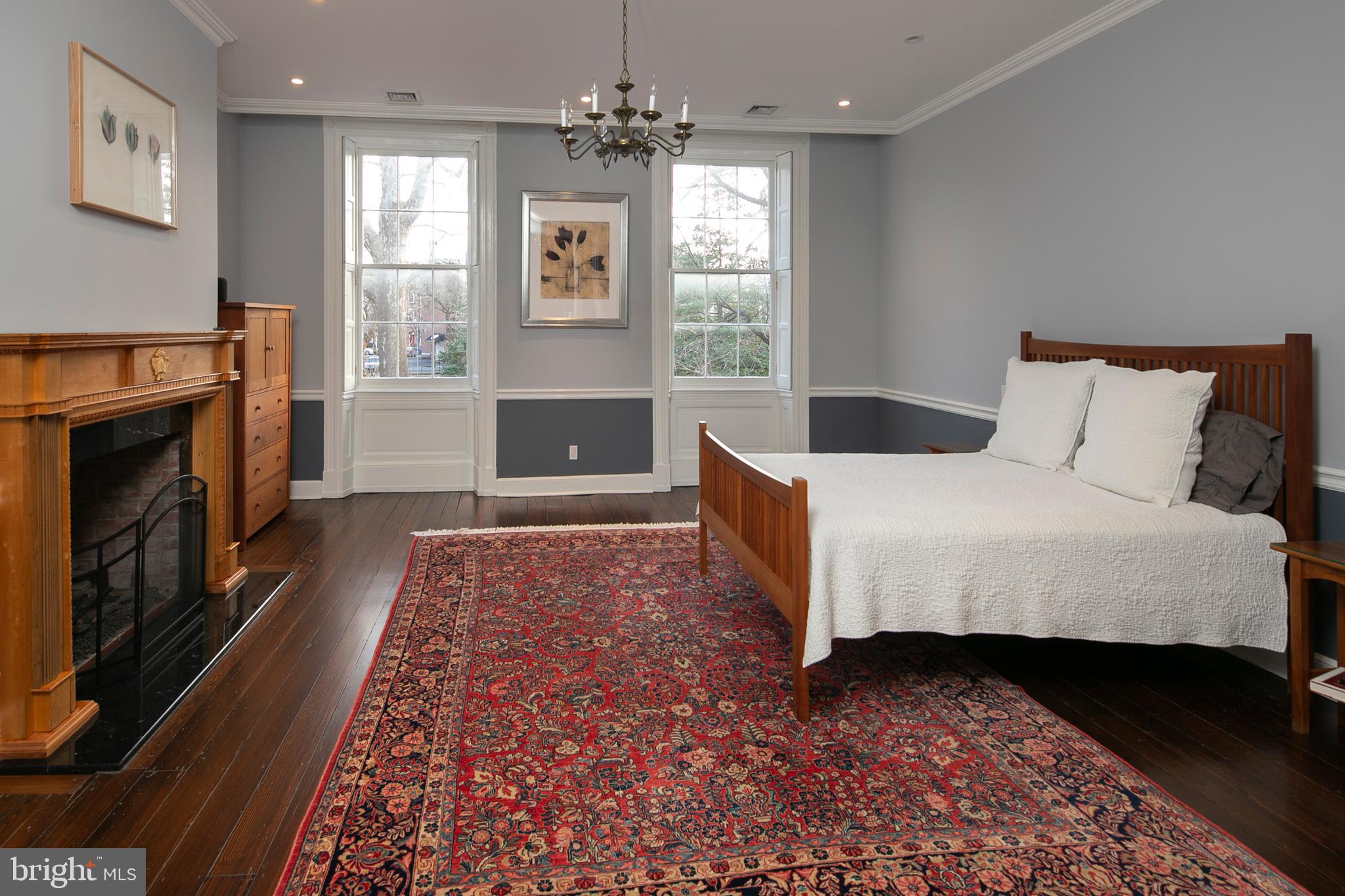 SOCIETY HILL - Residential