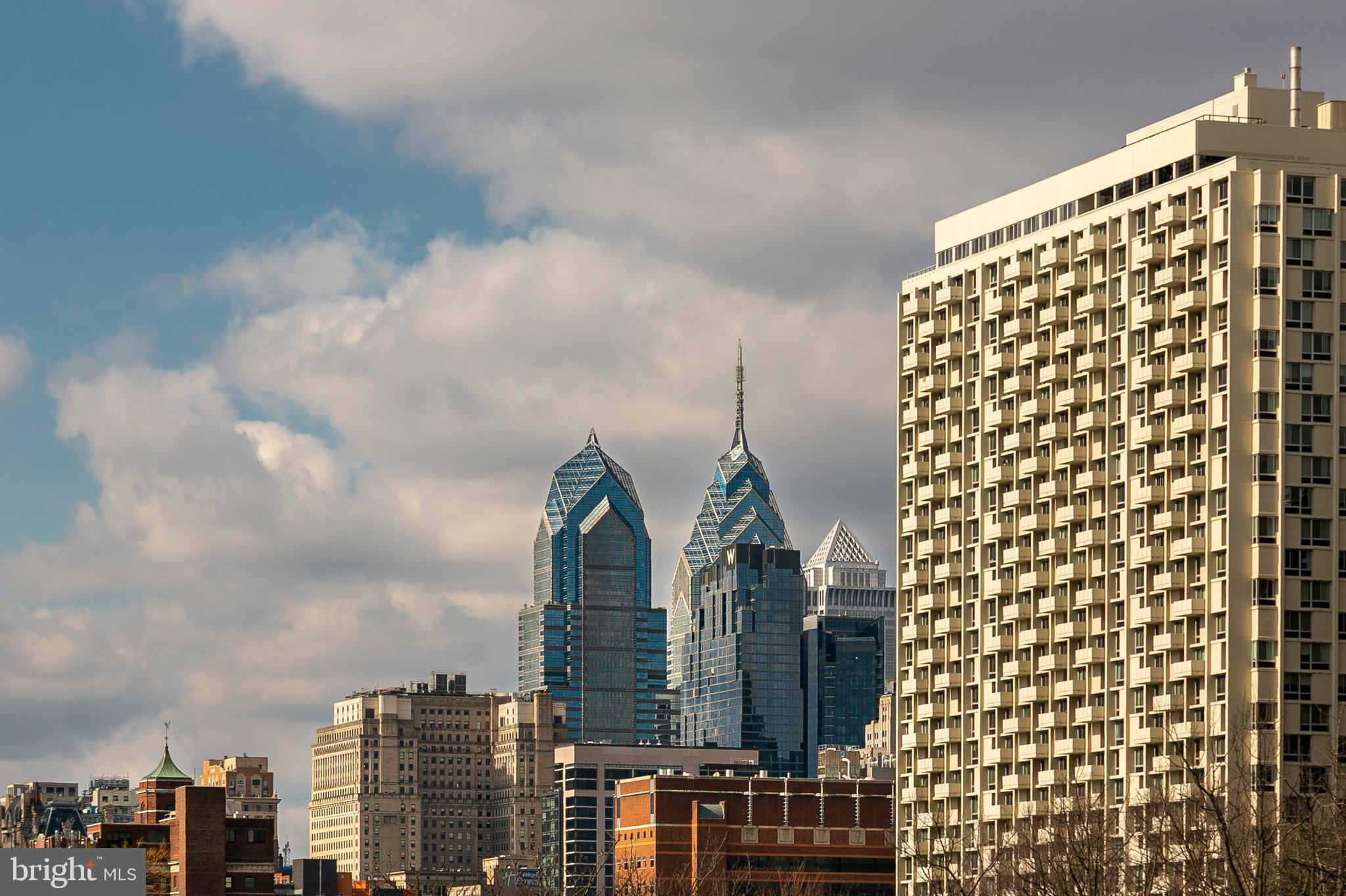 SOCIETY HILL - Residential