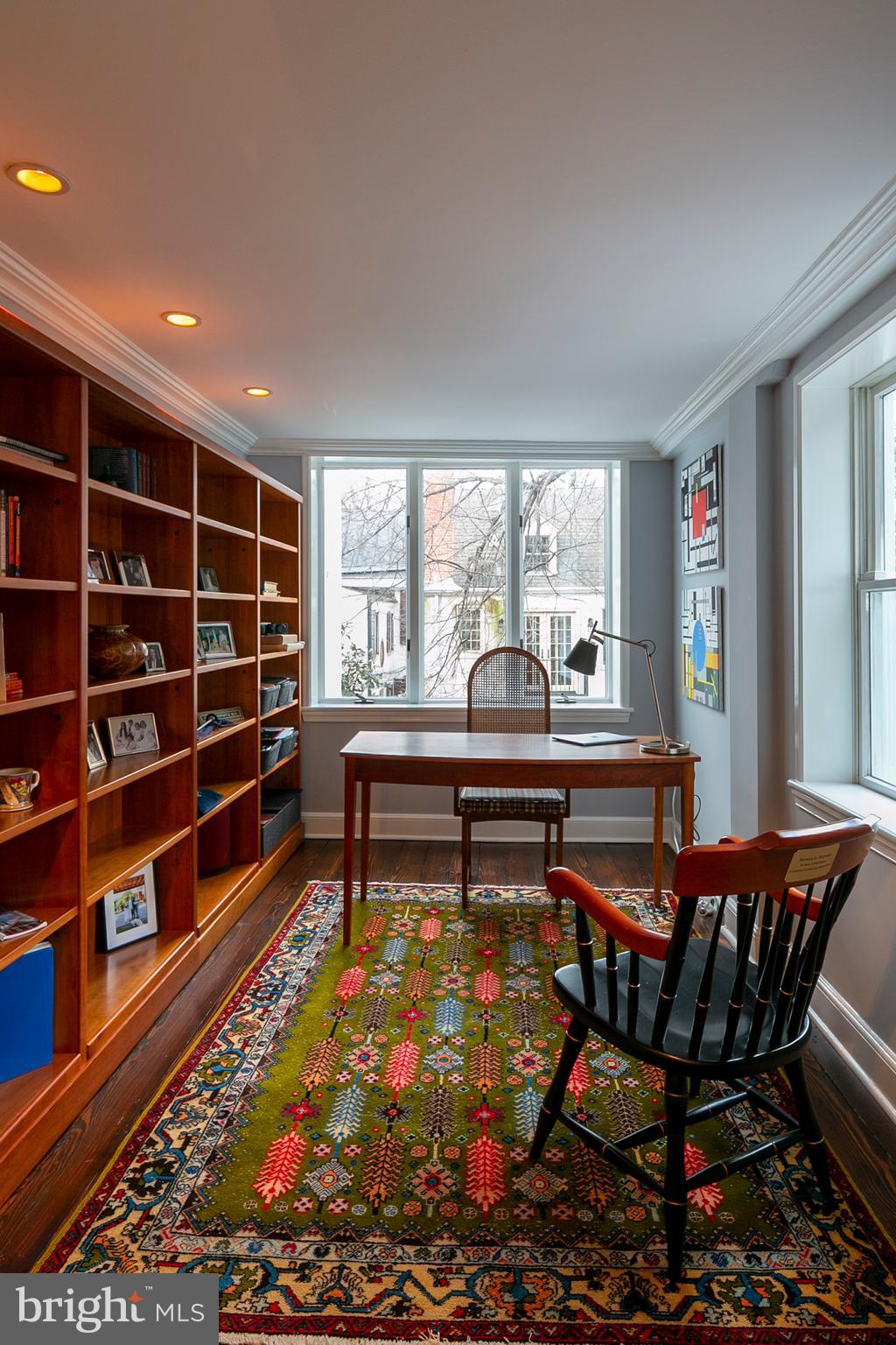 SOCIETY HILL - Residential