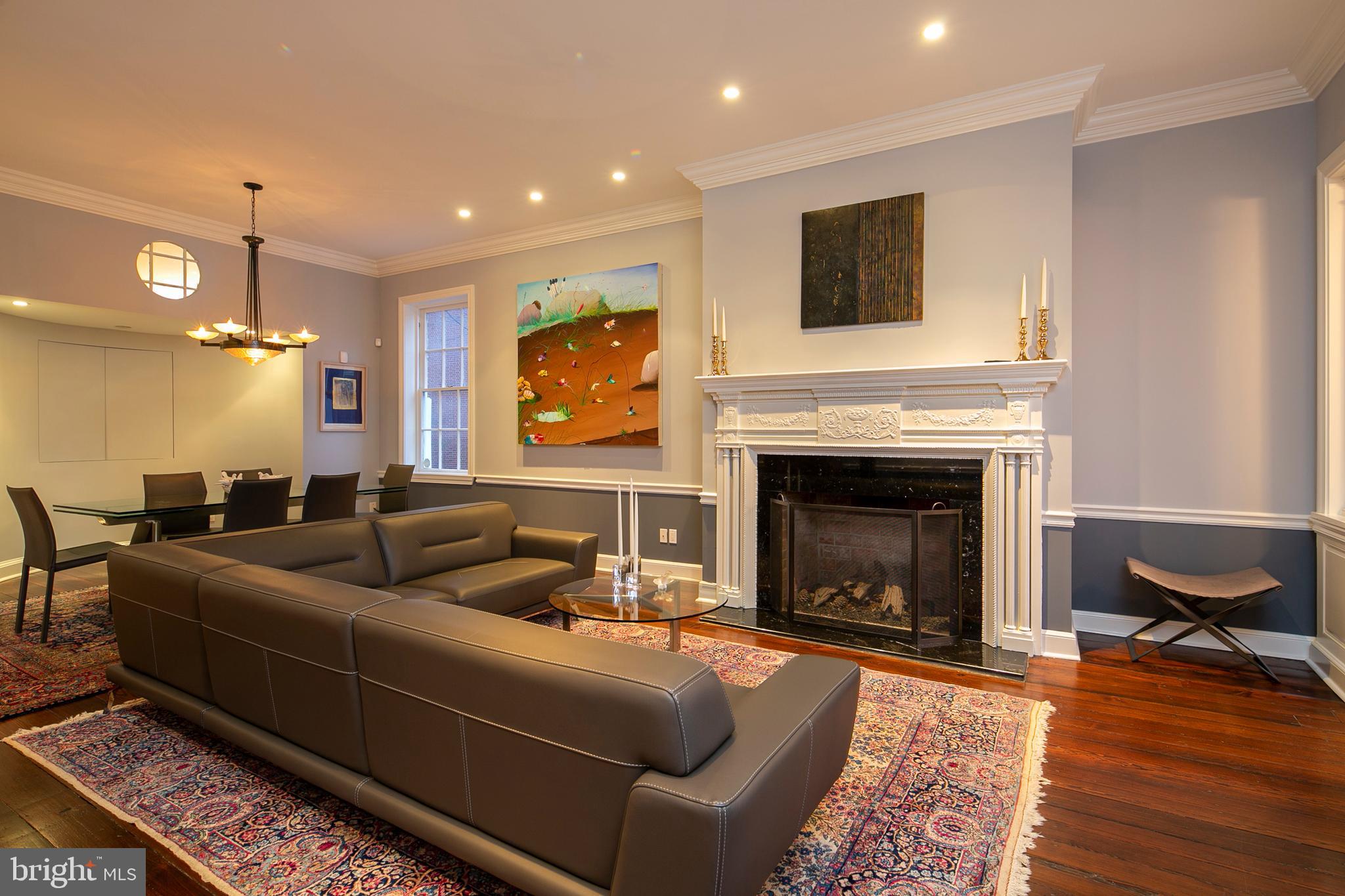 SOCIETY HILL - Residential