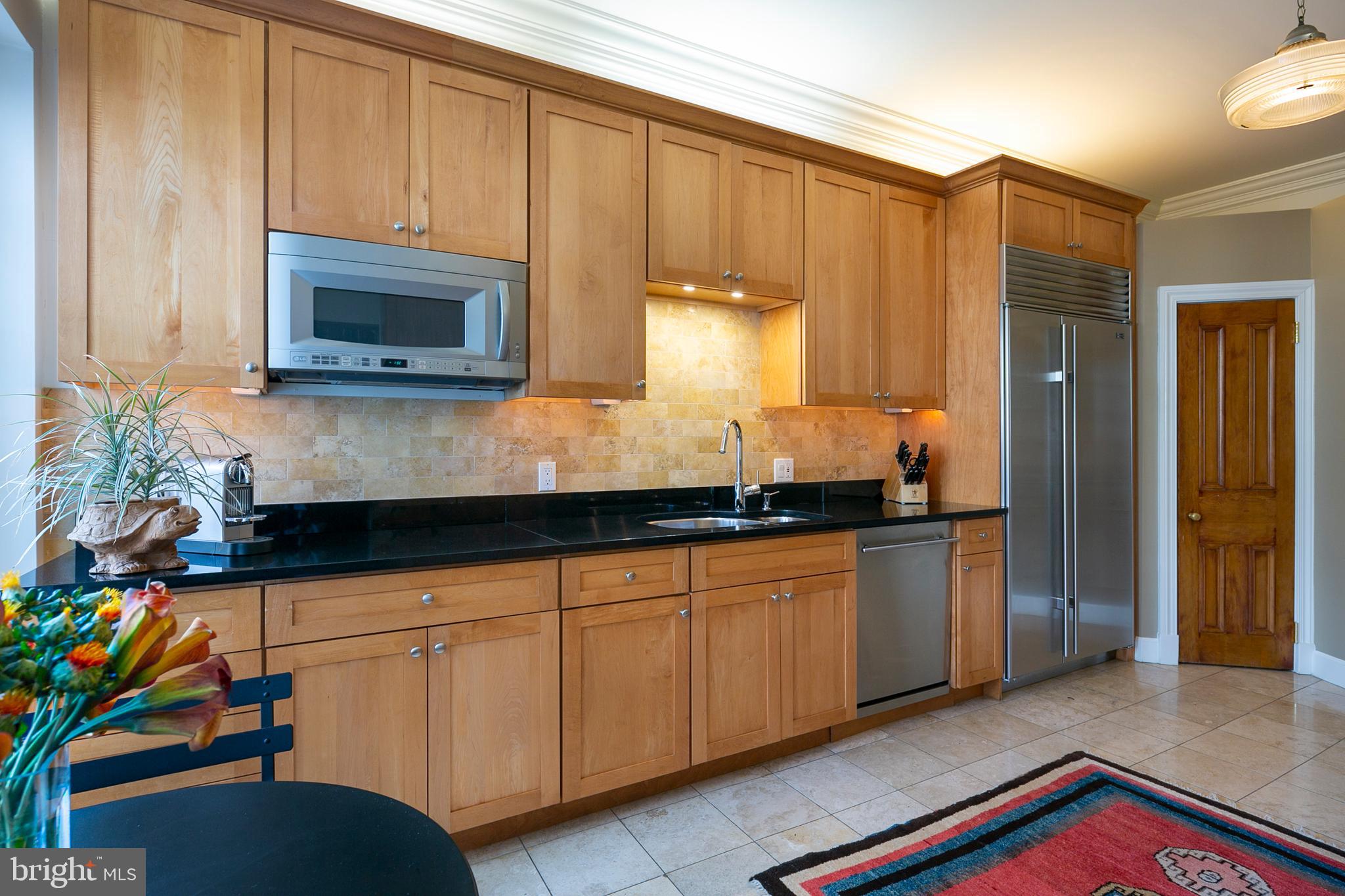 SOCIETY HILL - Residential