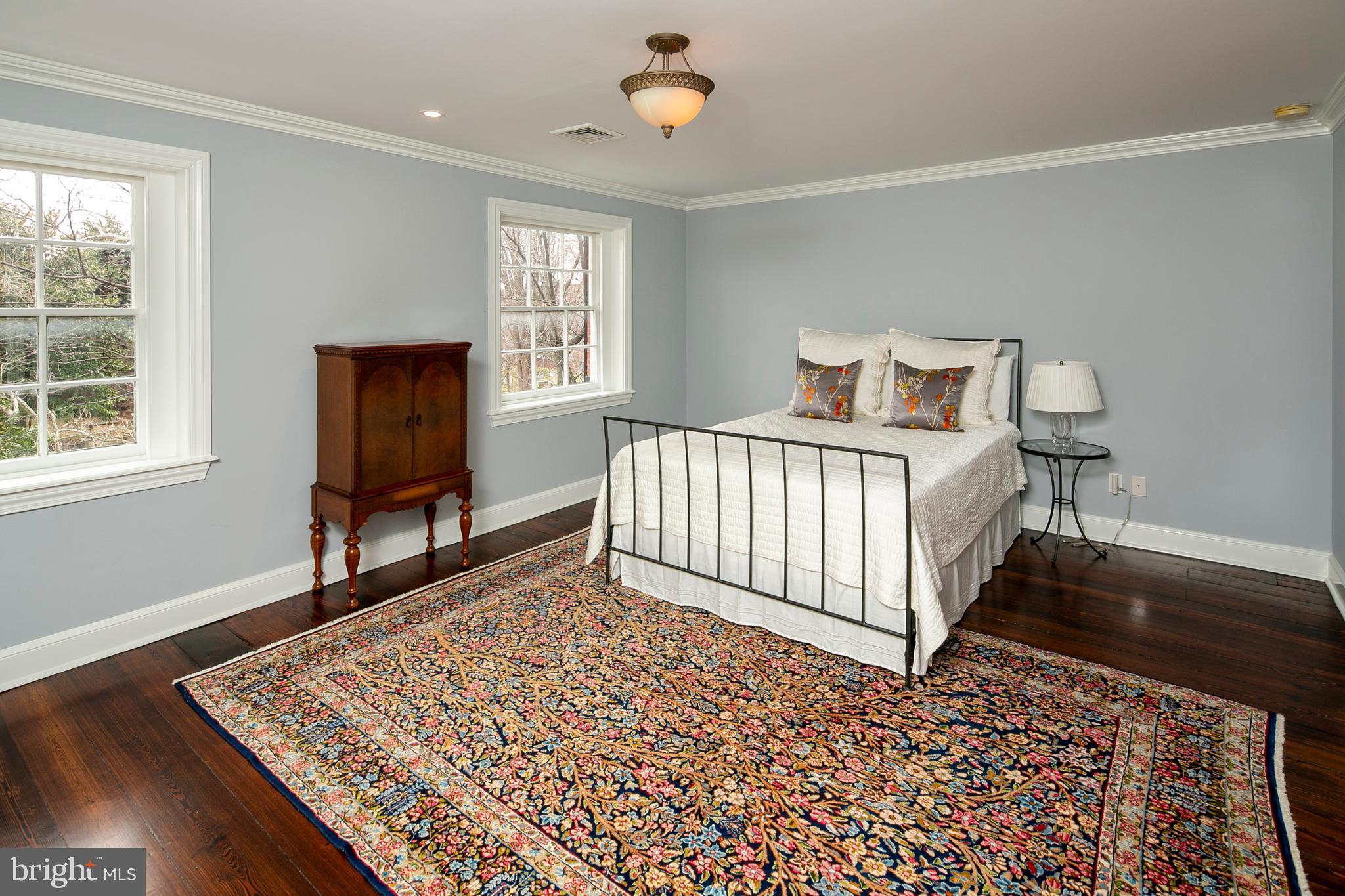 SOCIETY HILL - Residential