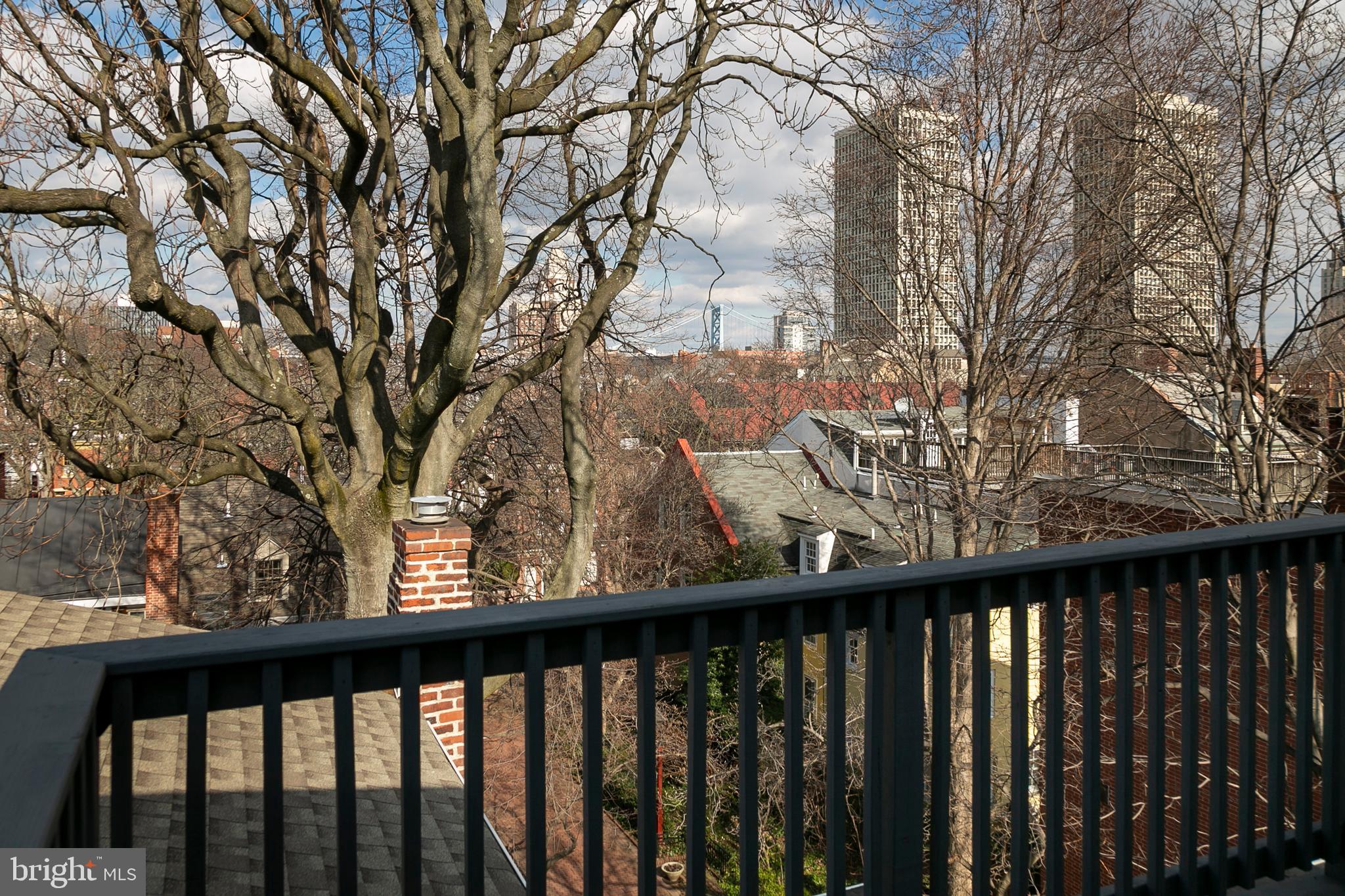 SOCIETY HILL - Residential