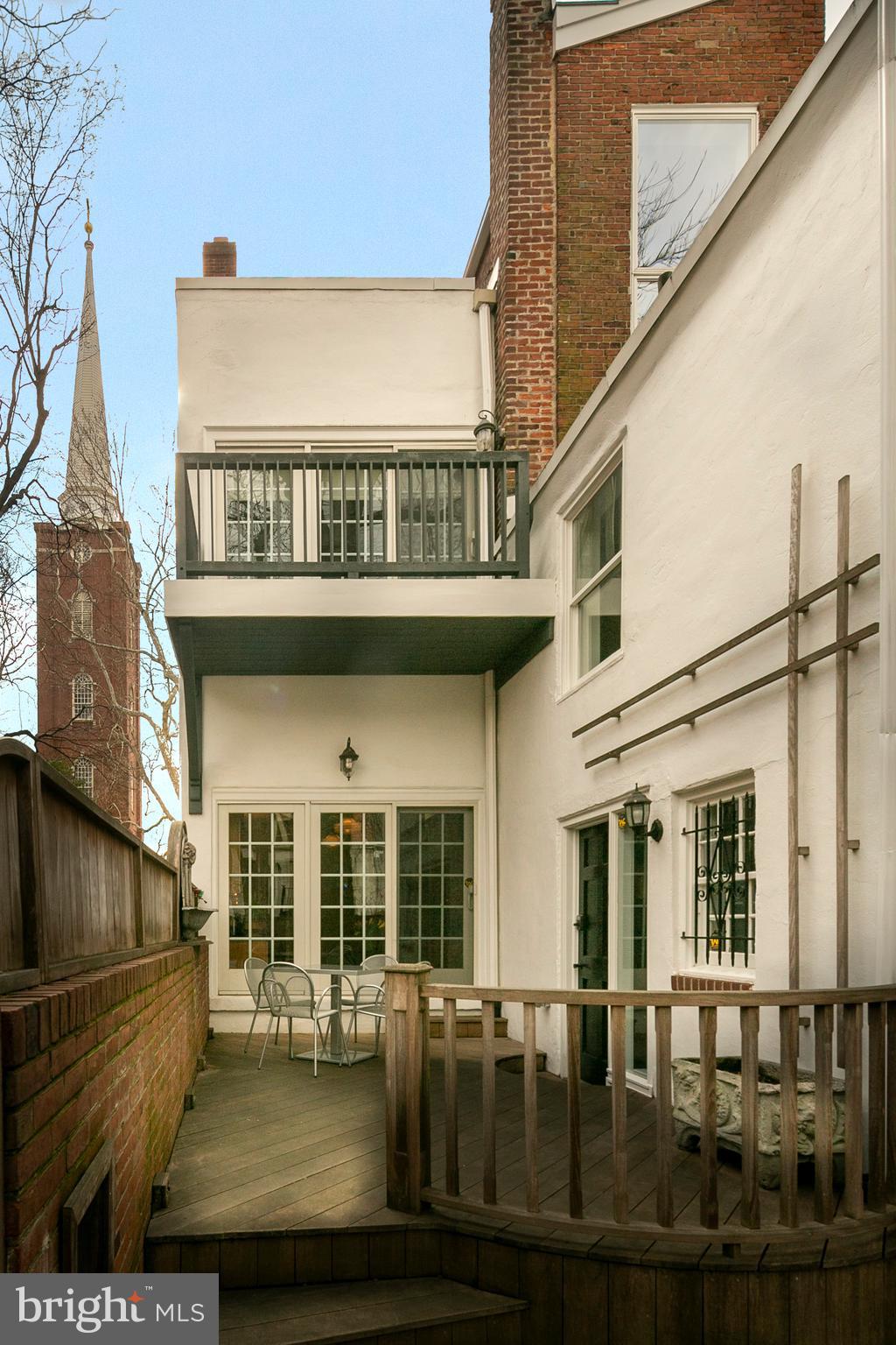 SOCIETY HILL - Residential