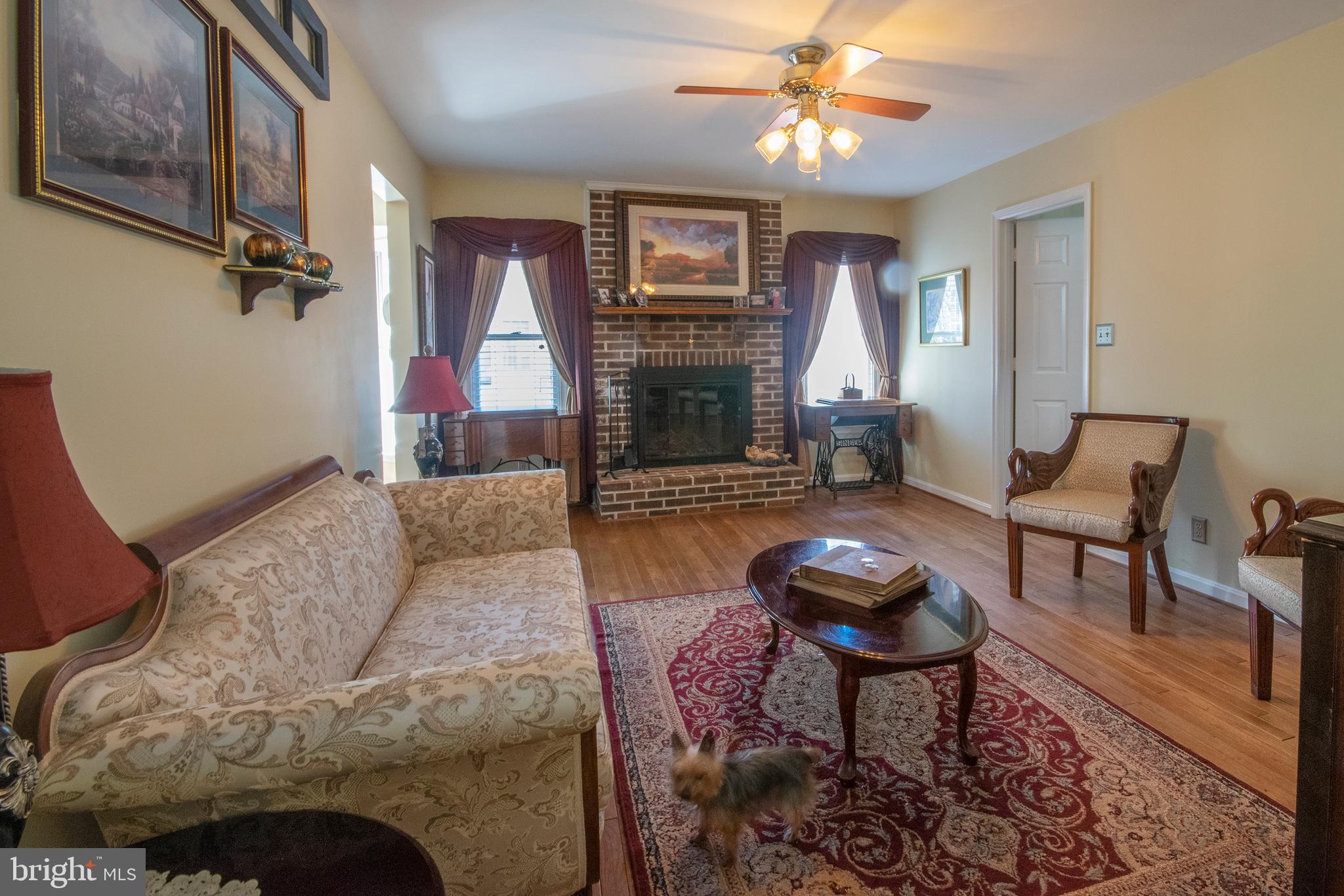 LEAVELLS CROSSING - Residential