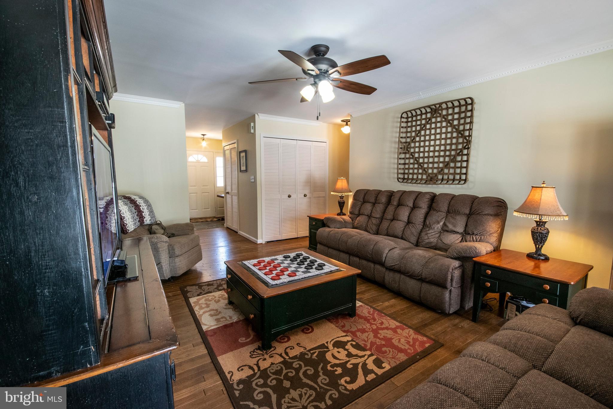 LEAVELLS CROSSING - Residential