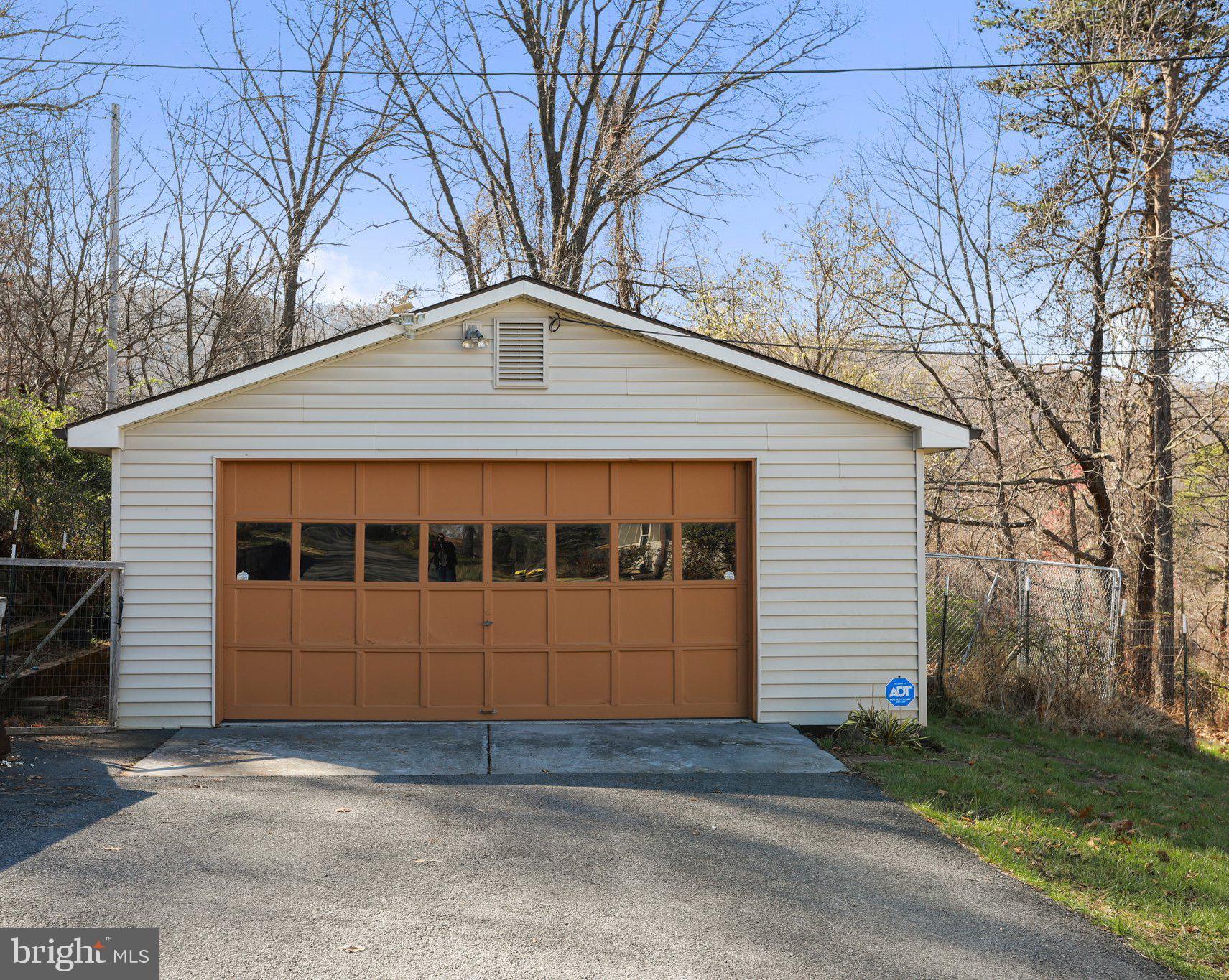 SKYLAND ESTATES - Residential