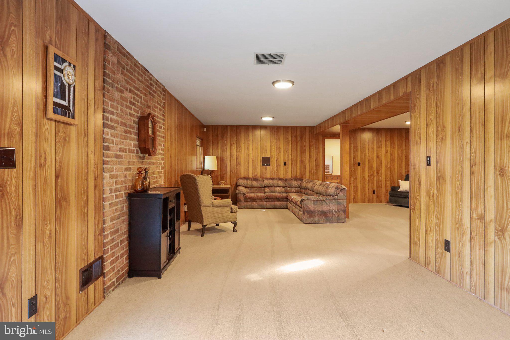 SKYLAND ESTATES - Residential