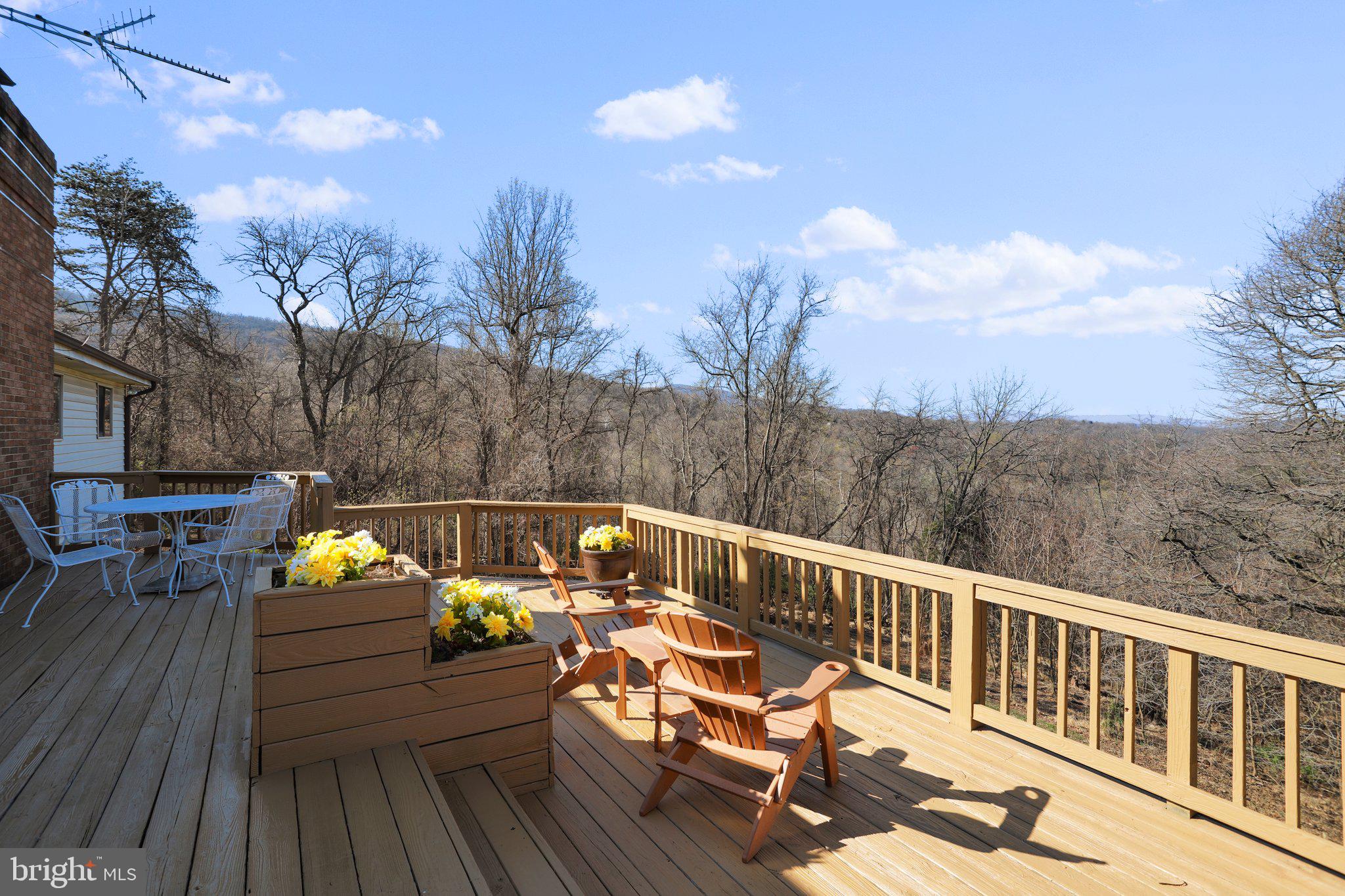 SKYLAND ESTATES - Residential