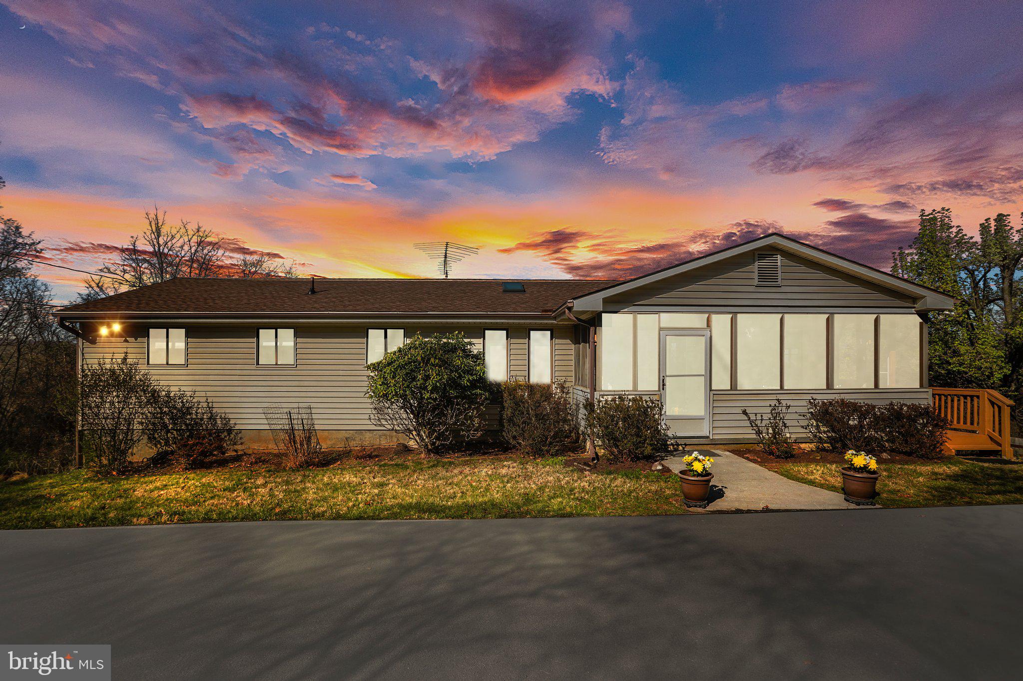 SKYLAND ESTATES - Residential