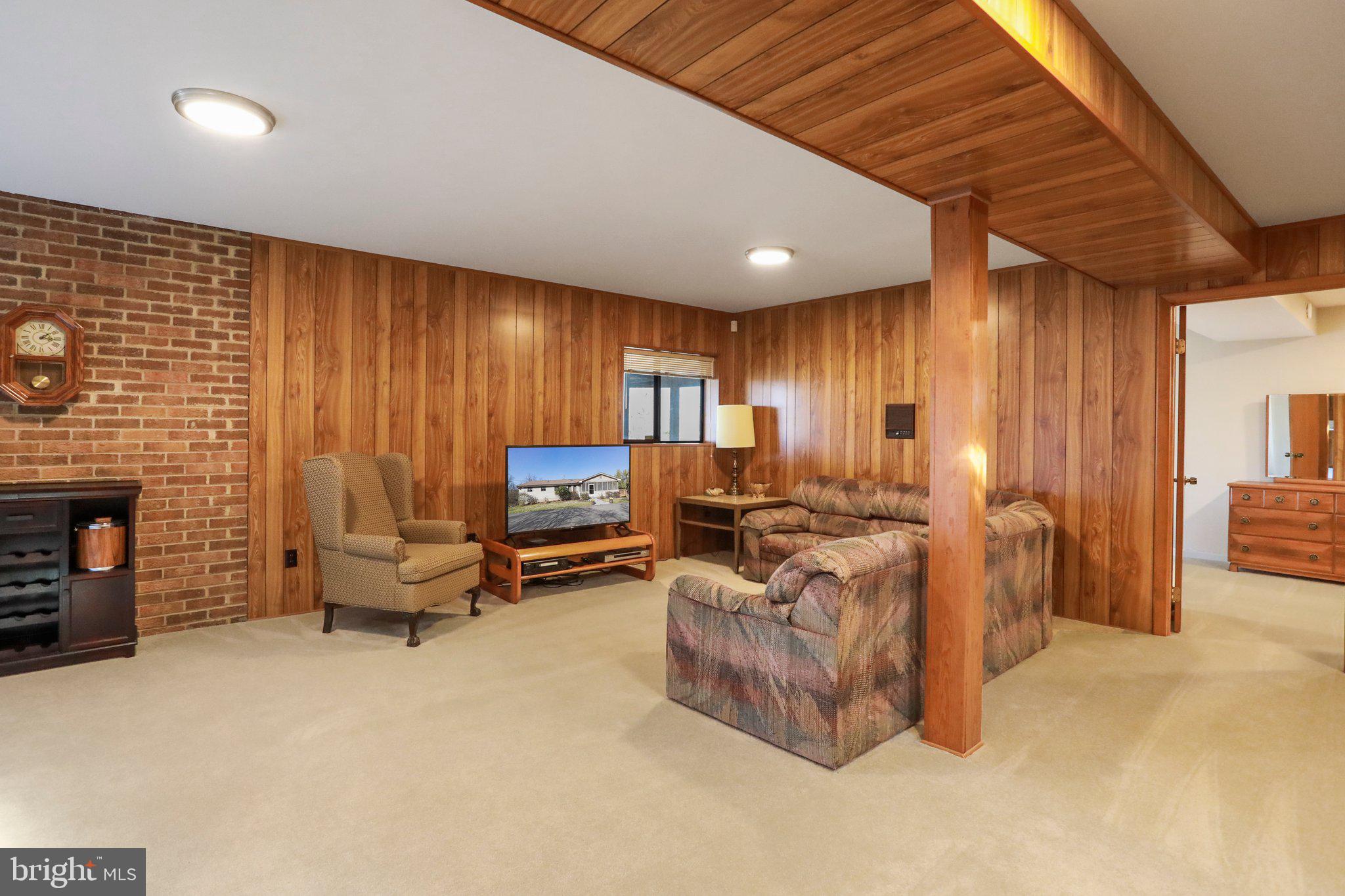 SKYLAND ESTATES - Residential