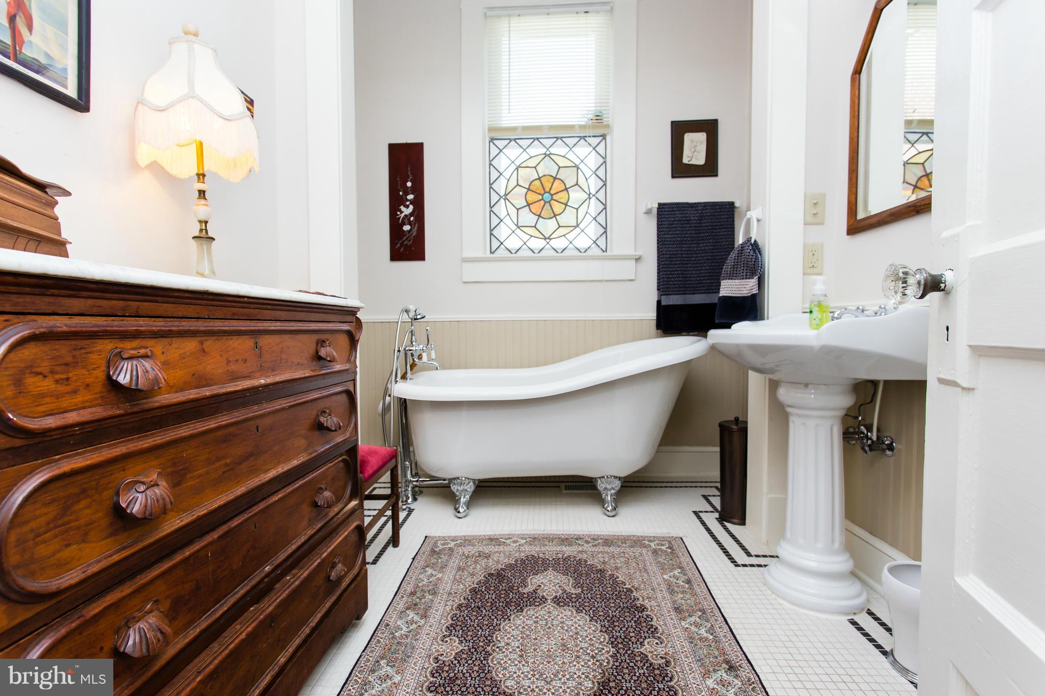 DOWNTOWN FREDERICKSBURG - Residential