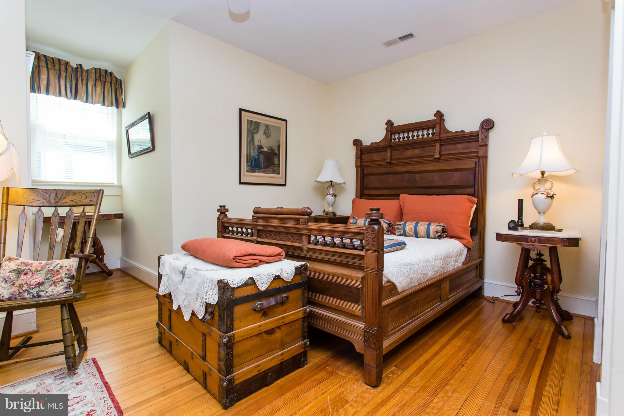 DOWNTOWN FREDERICKSBURG - Residential