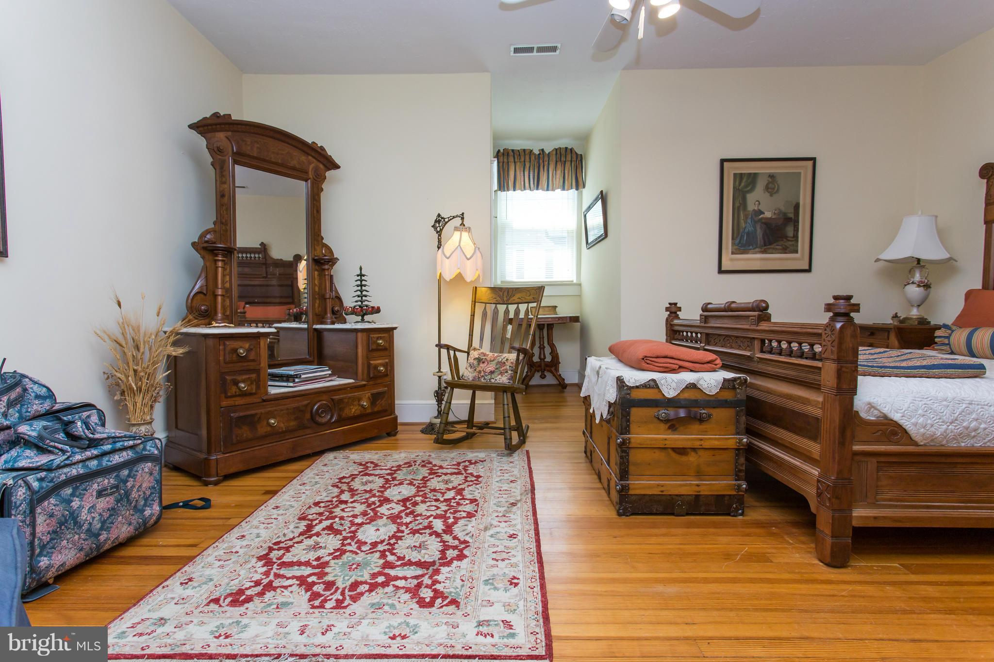 DOWNTOWN FREDERICKSBURG - Residential