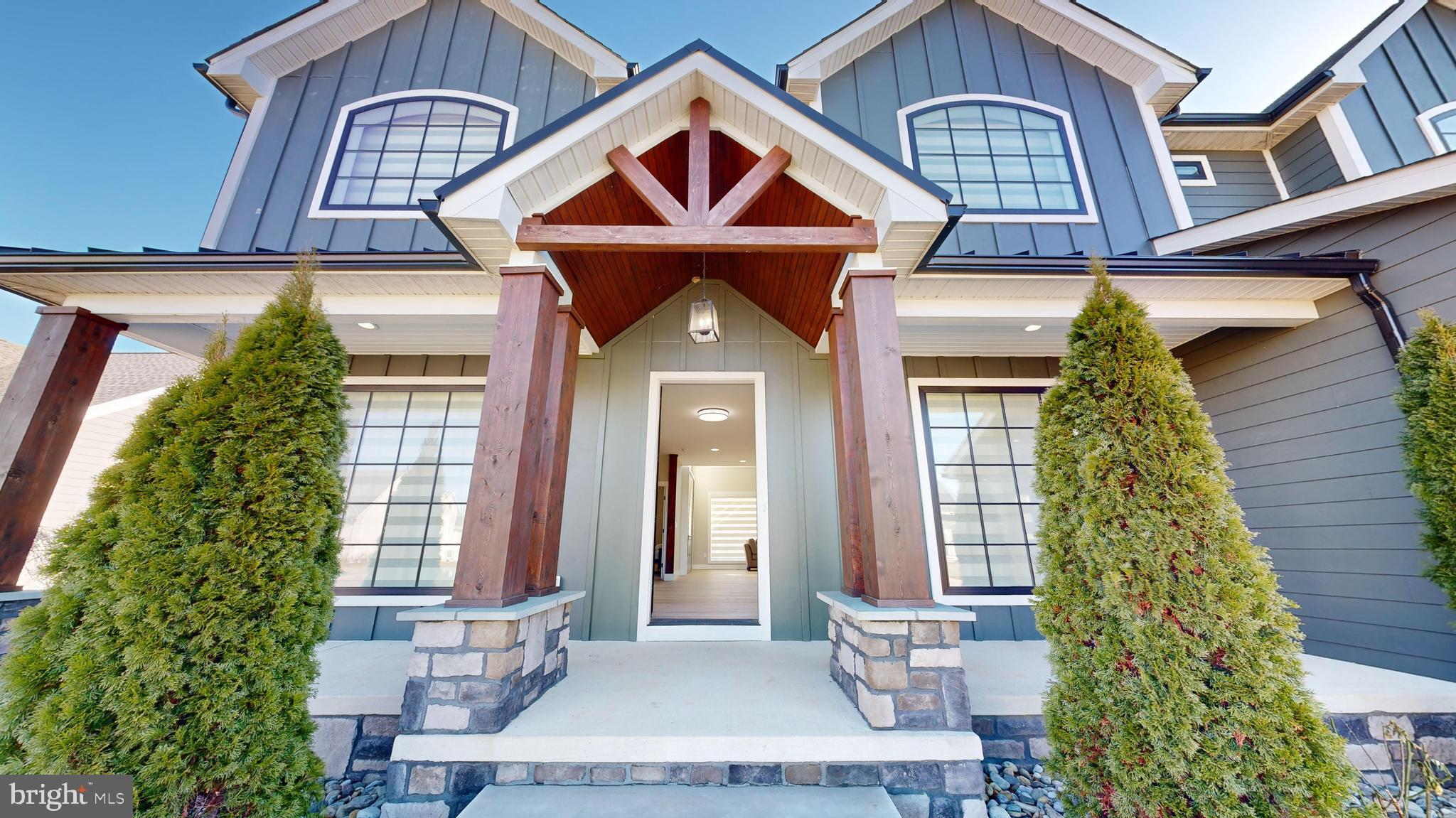 SHOWFIELD - Residential