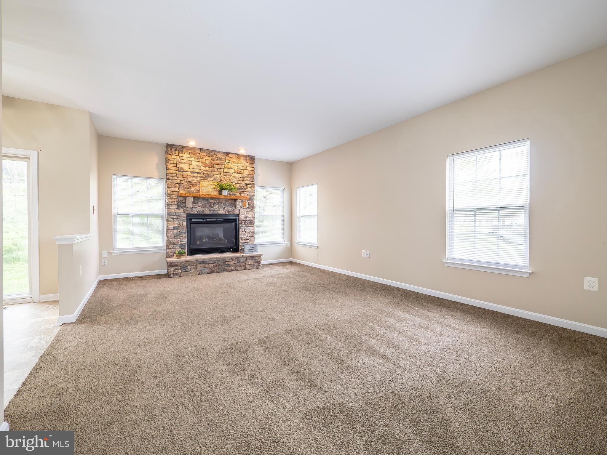 STONEY RIDGE - Residential