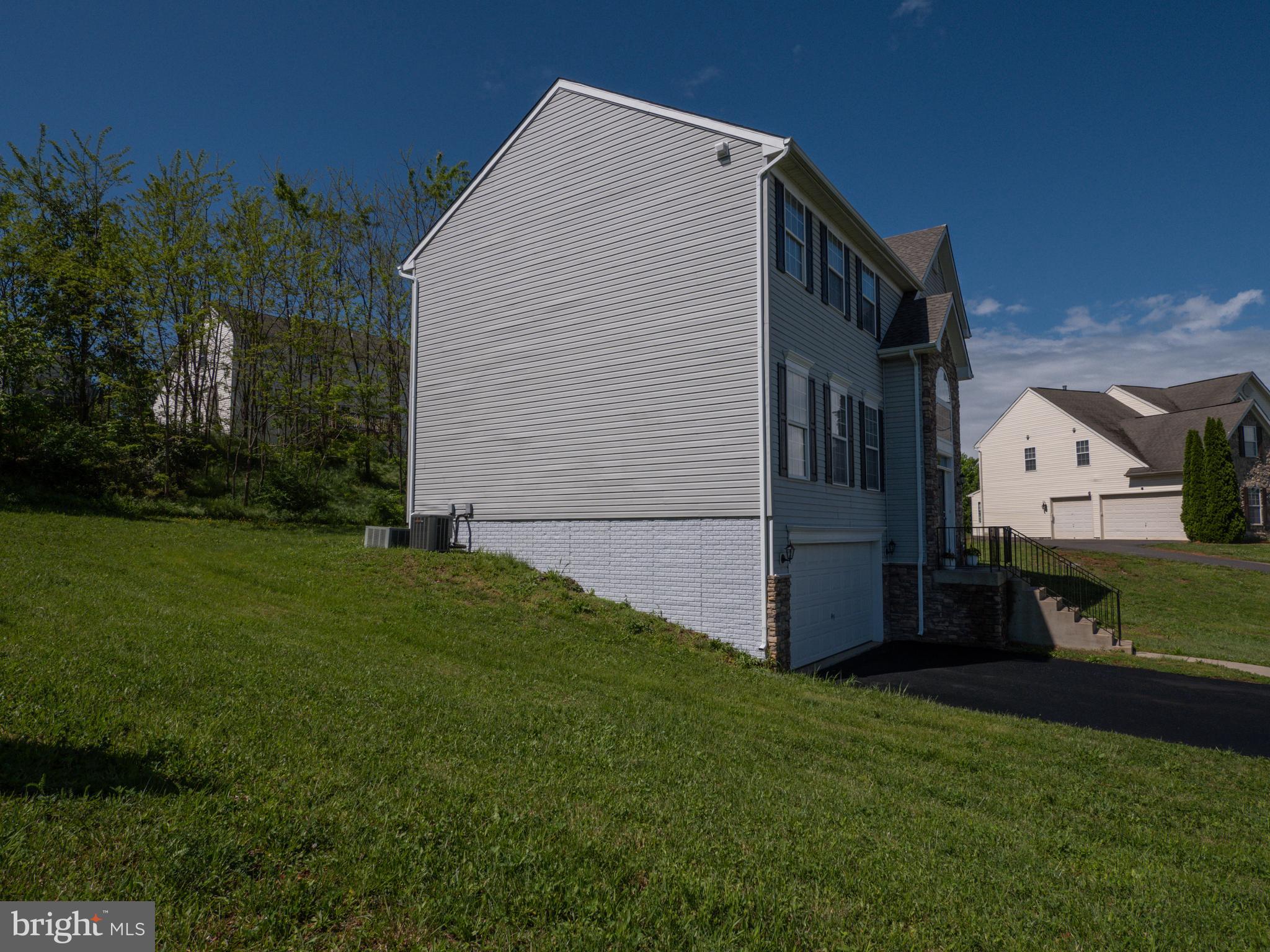 STONEY RIDGE - Residential