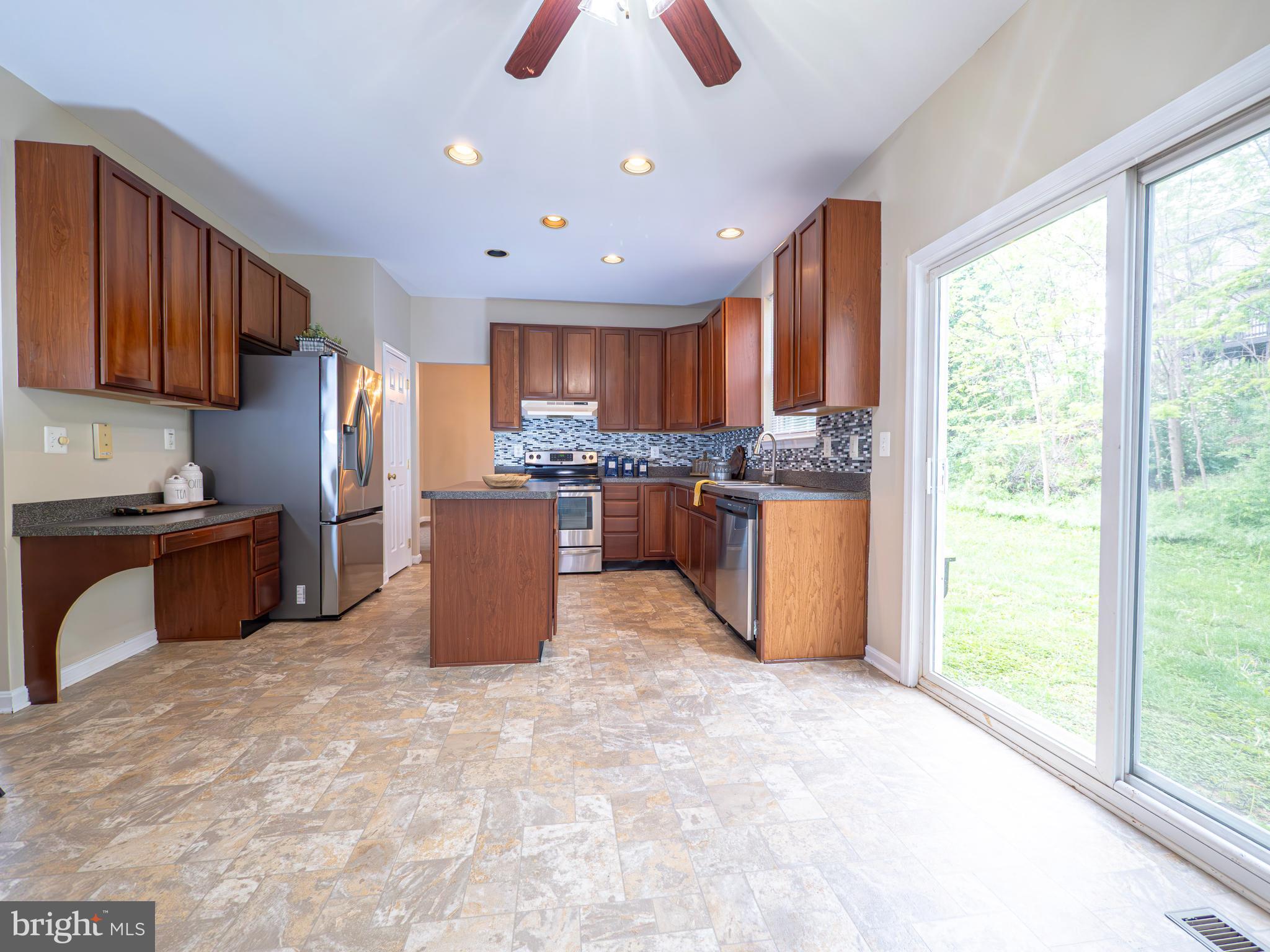 STONEY RIDGE - Residential