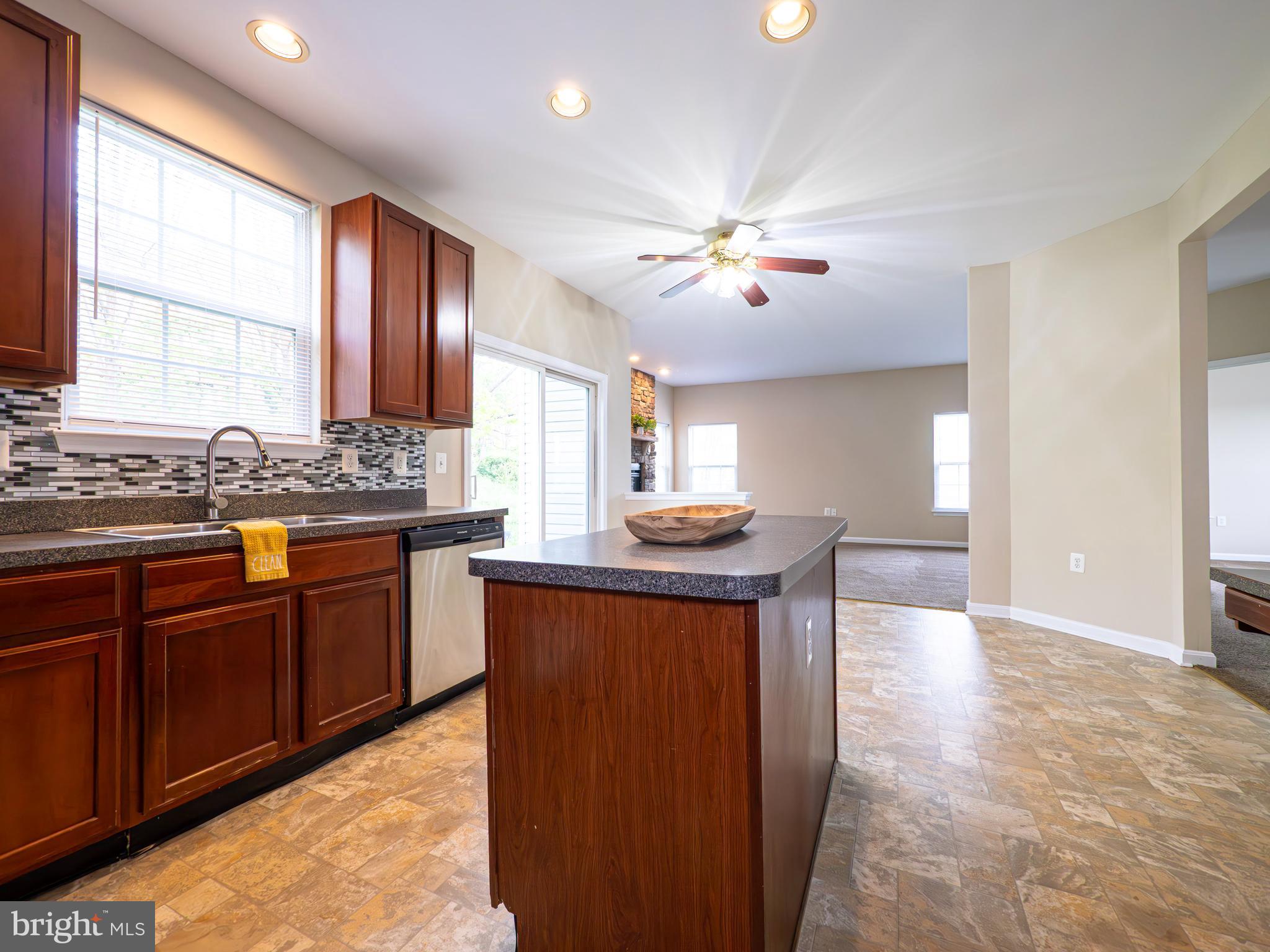 STONEY RIDGE - Residential