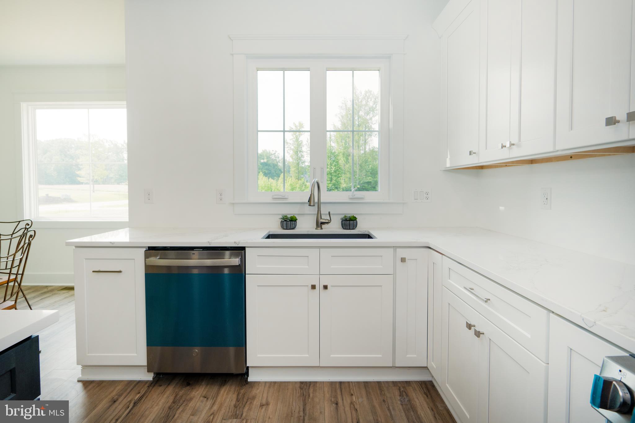 NOAHS LANDING - Residential