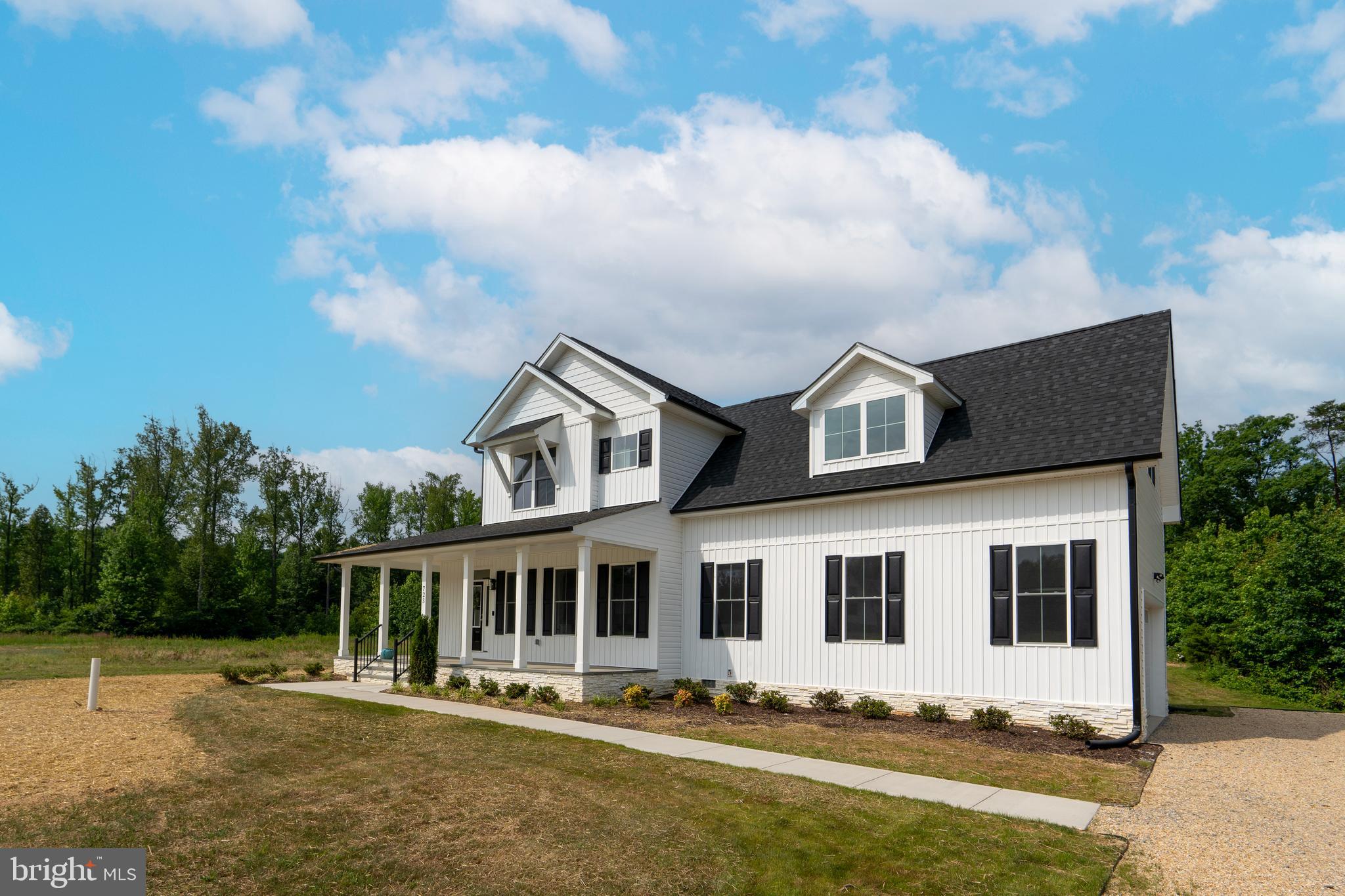 NOAHS LANDING - Residential