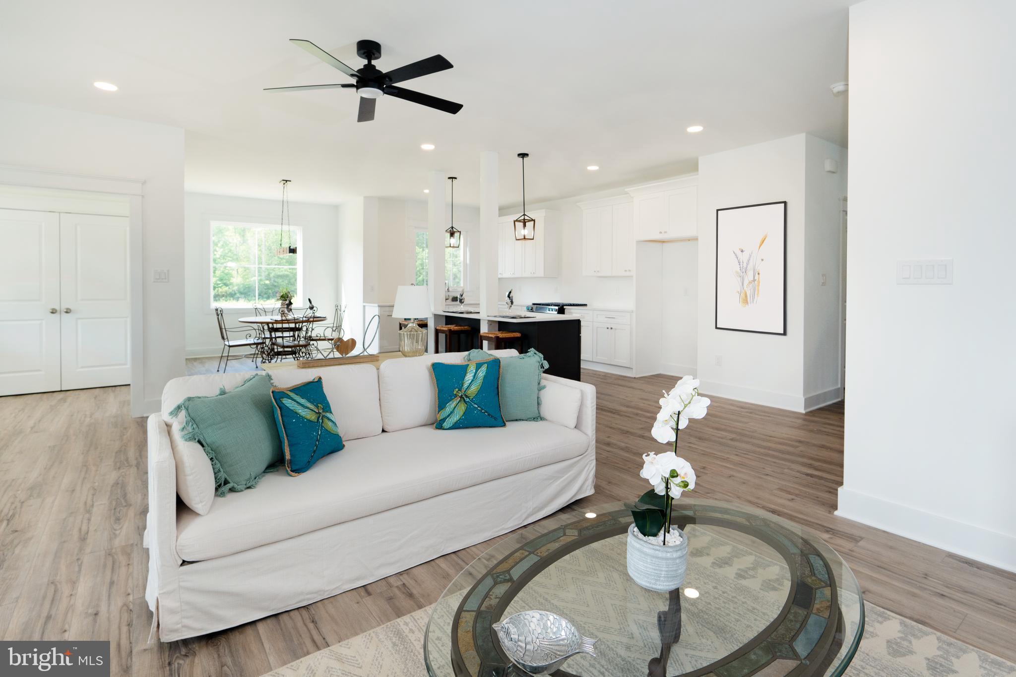 NOAHS LANDING - Residential