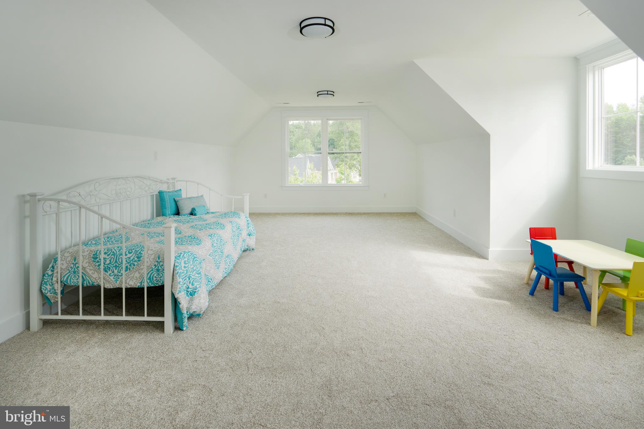 NOAHS LANDING - Residential